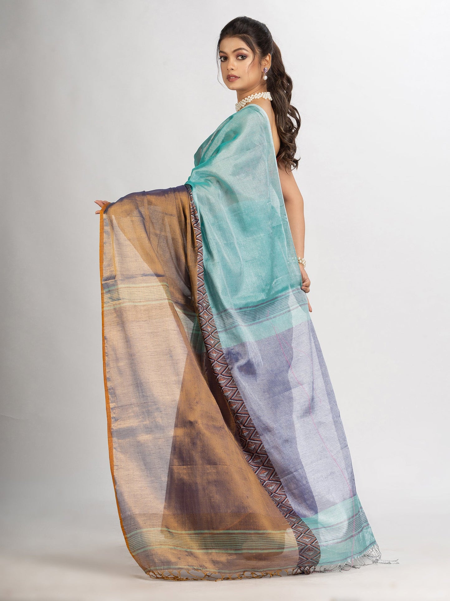 Women's Gold Firoja Zari Cotton Tissue Madhumani Jacquard handloom Saree