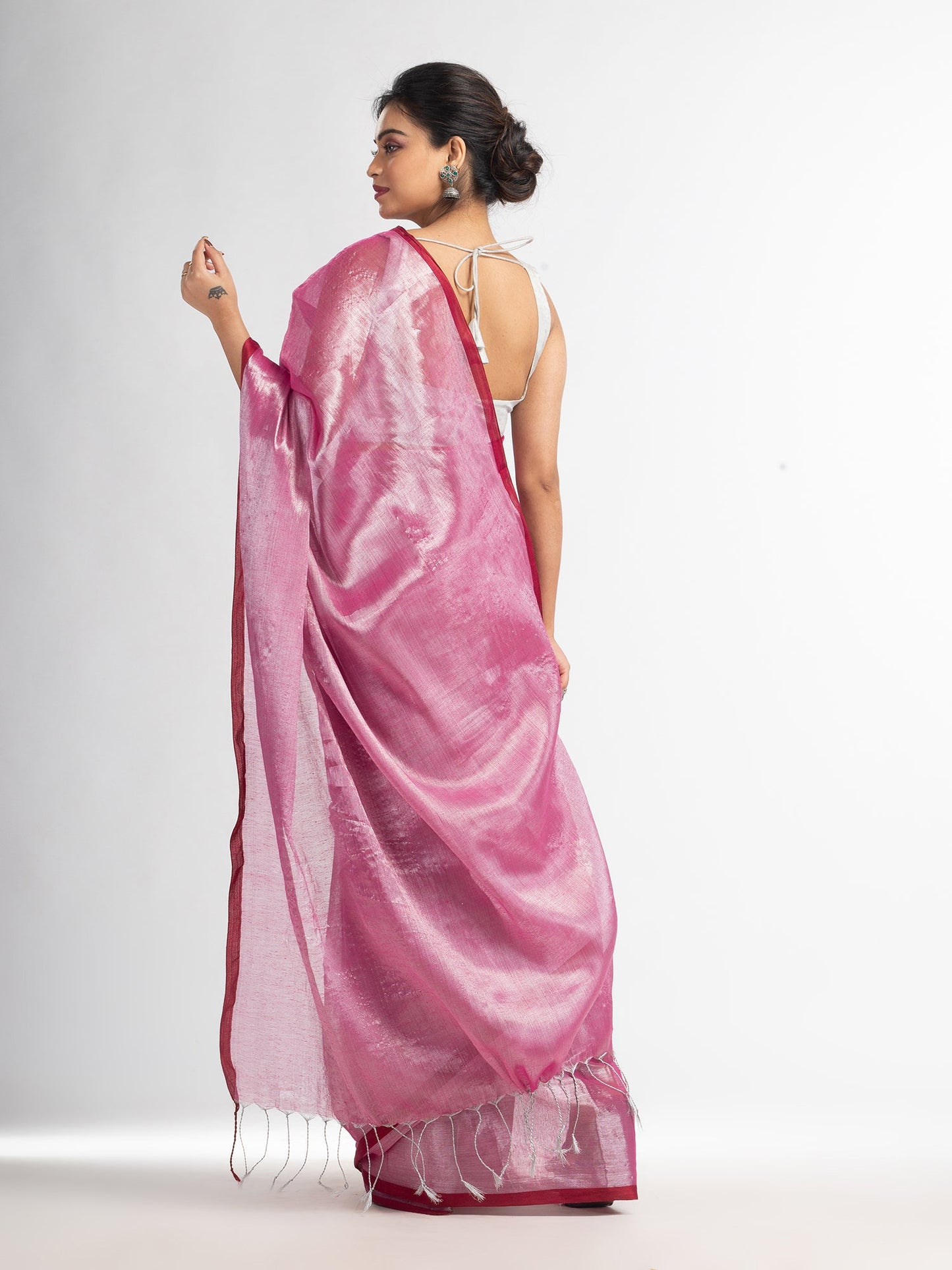 Women's pink tissue cotton solit haif inchi border saree