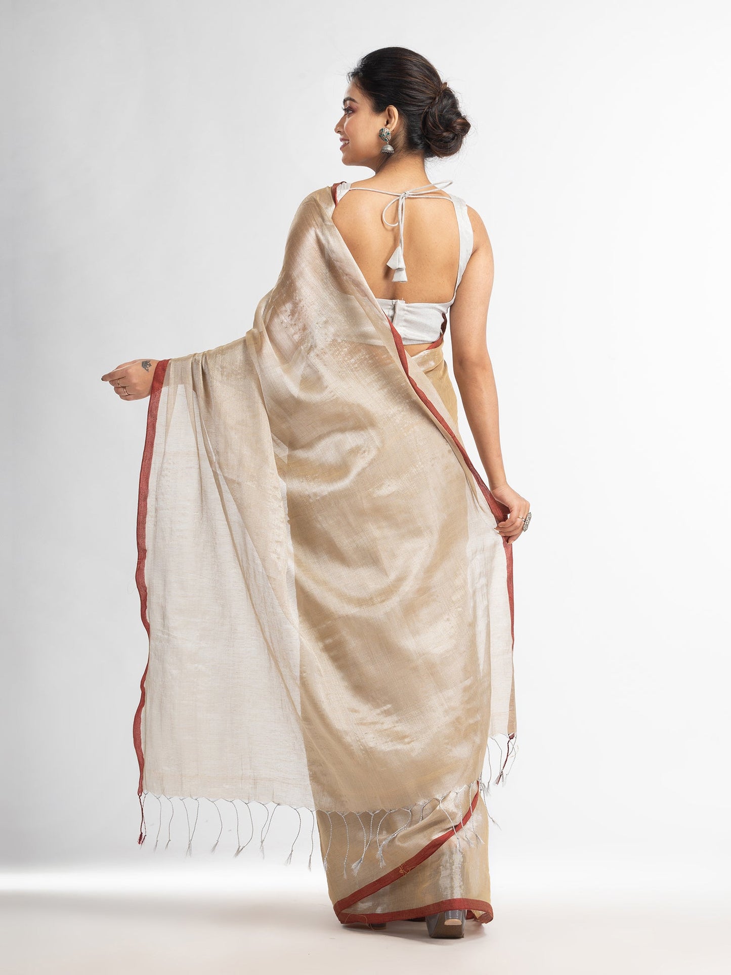 Women's Beige tissue cotton solit haif inchi border saree