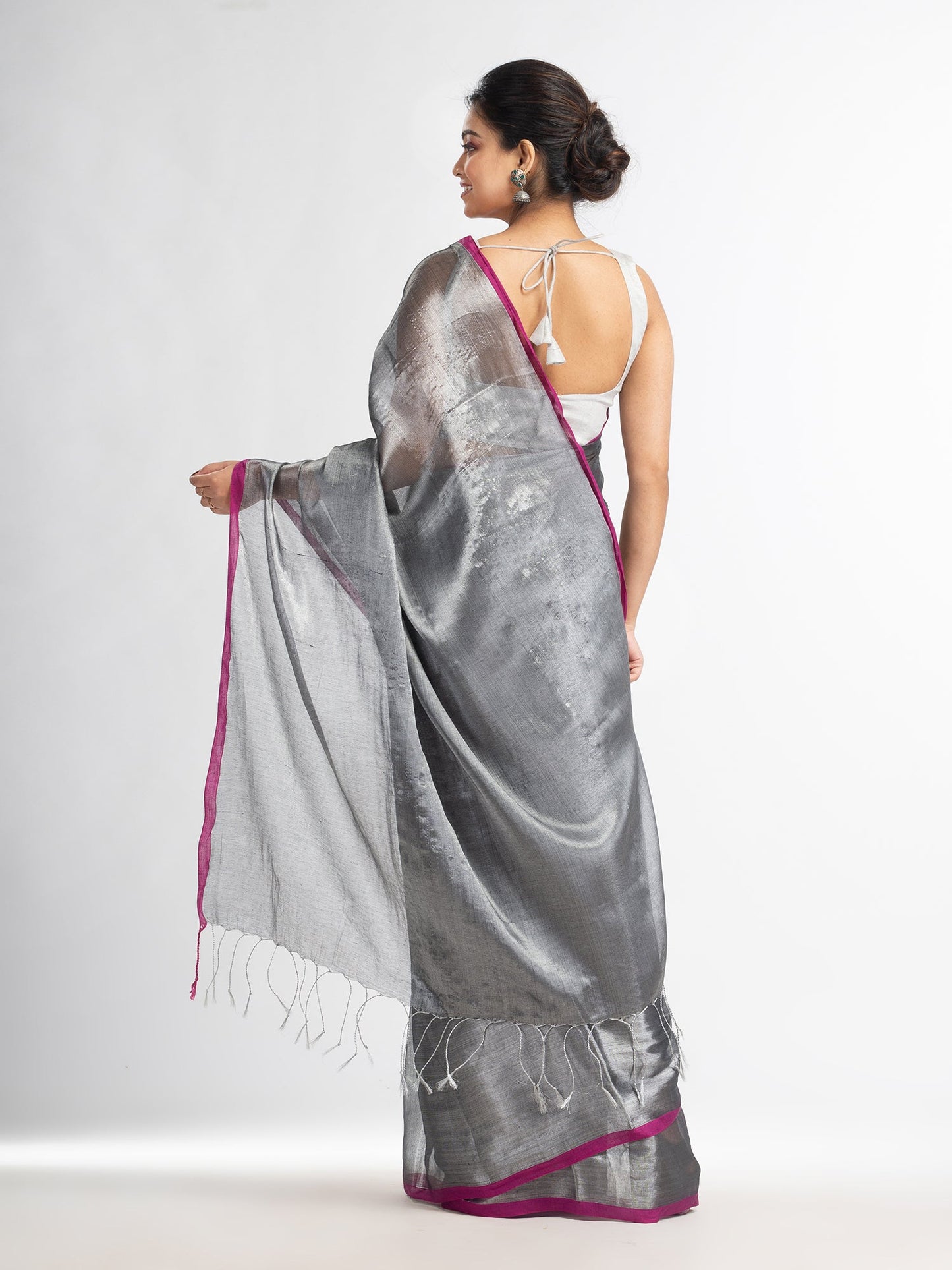 Women's Grey tissue cotton solit haif inchi border saree