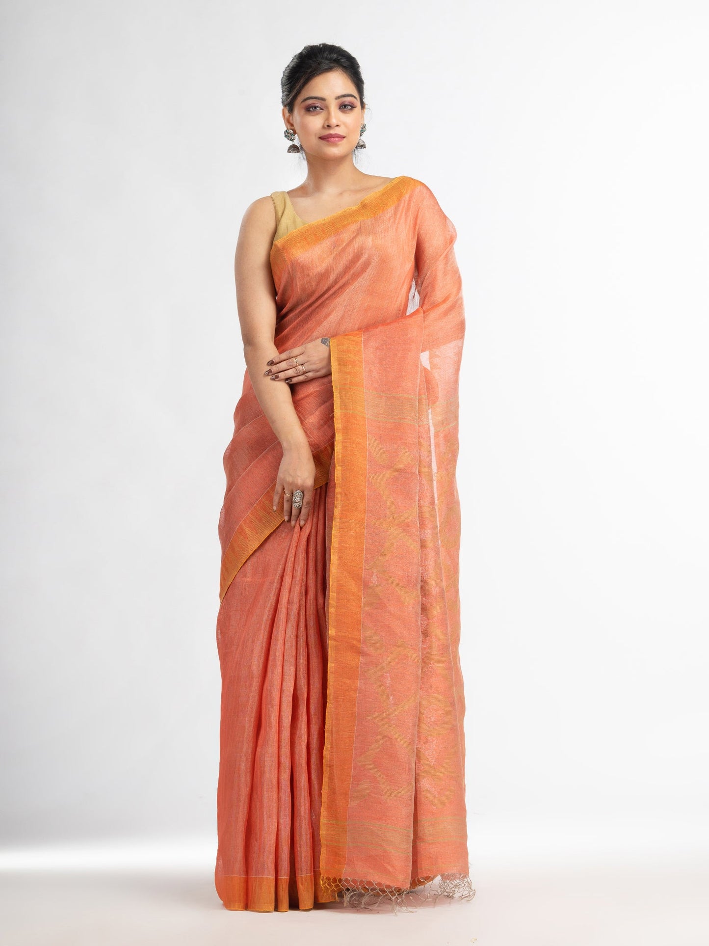 Women's Peach linen tissue pallu jamdani temple border handwoven saree