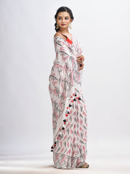 Women's White cotton birds Printed Saree