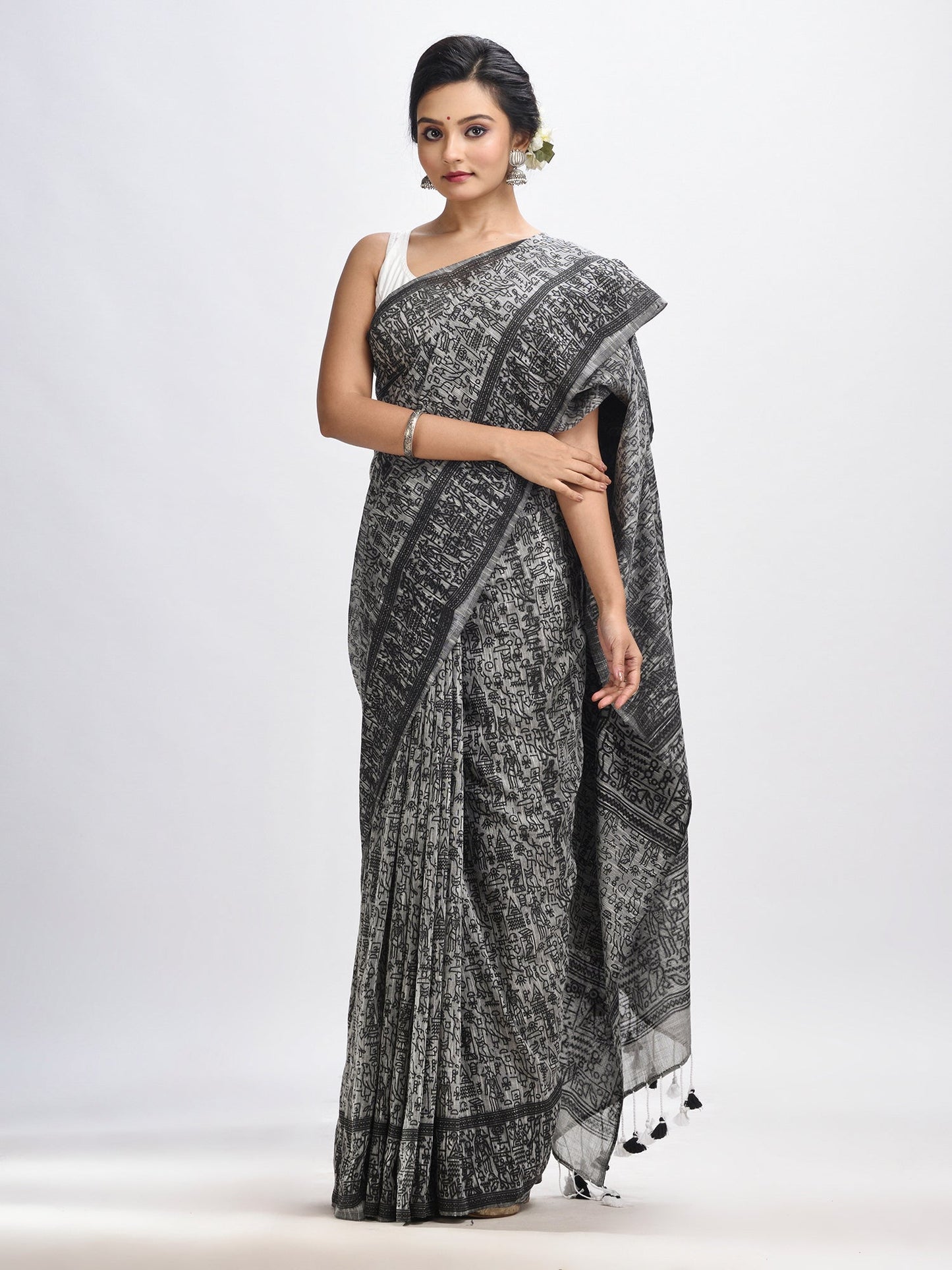 Women's Grey cotton dolls Printed Handloom Saree