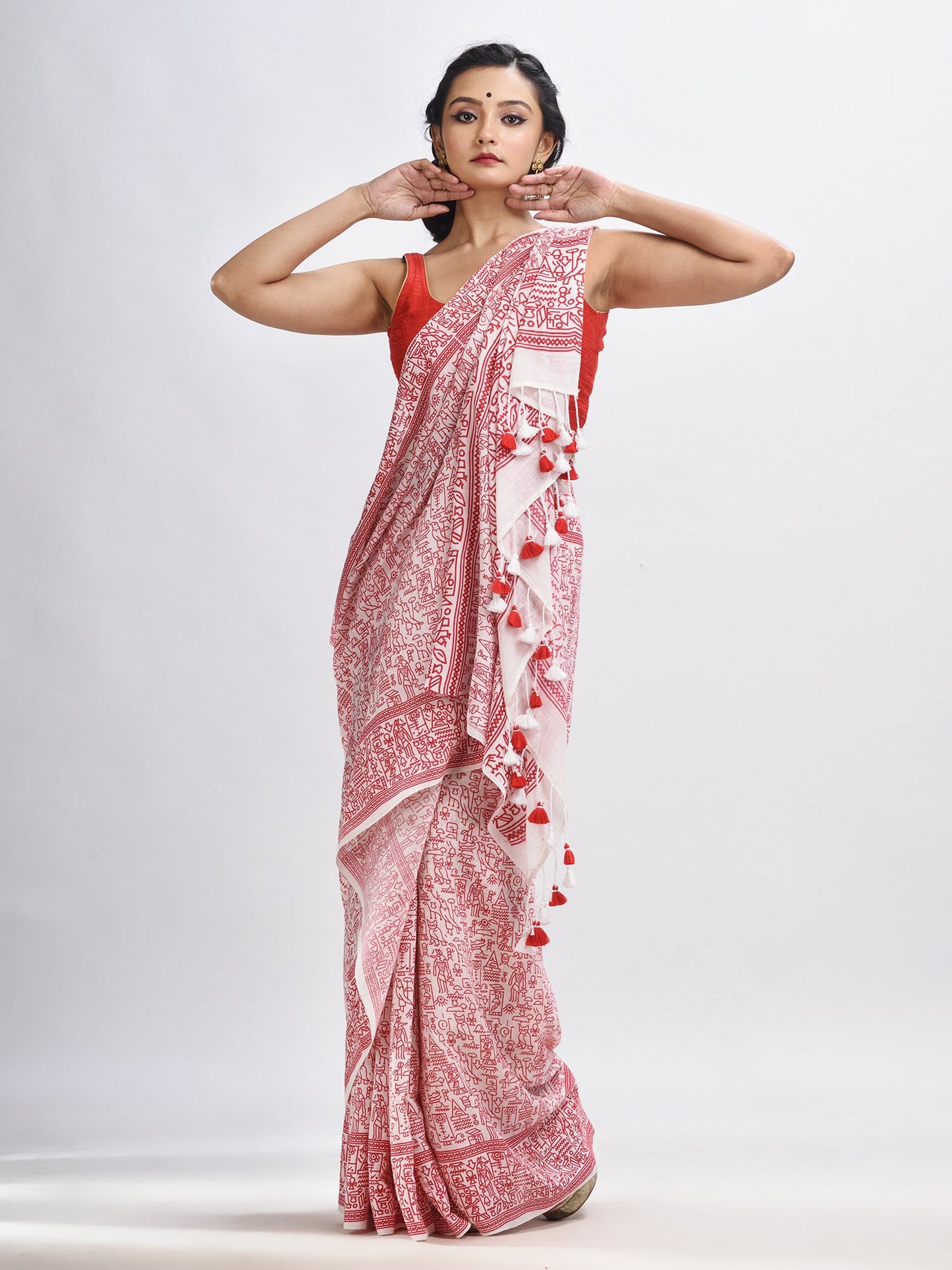 Women's Red cotton dolls Printed Saree