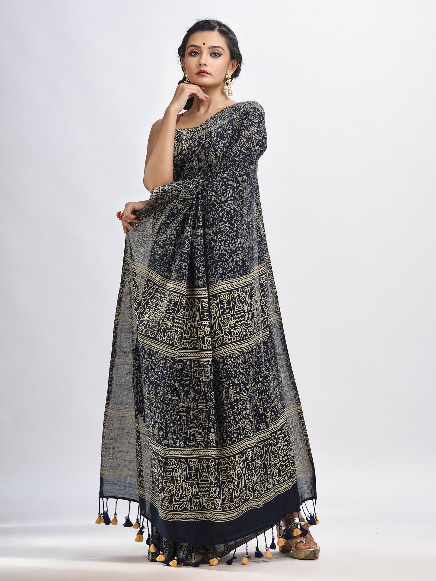 Women's Nevy blue cotton dolls Printed Saree