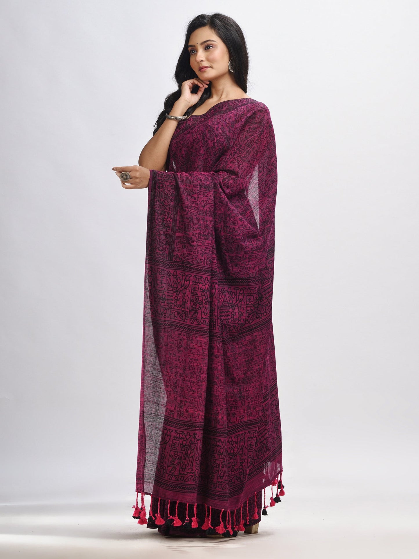Women's Magenta cotton dolls Printed Saree