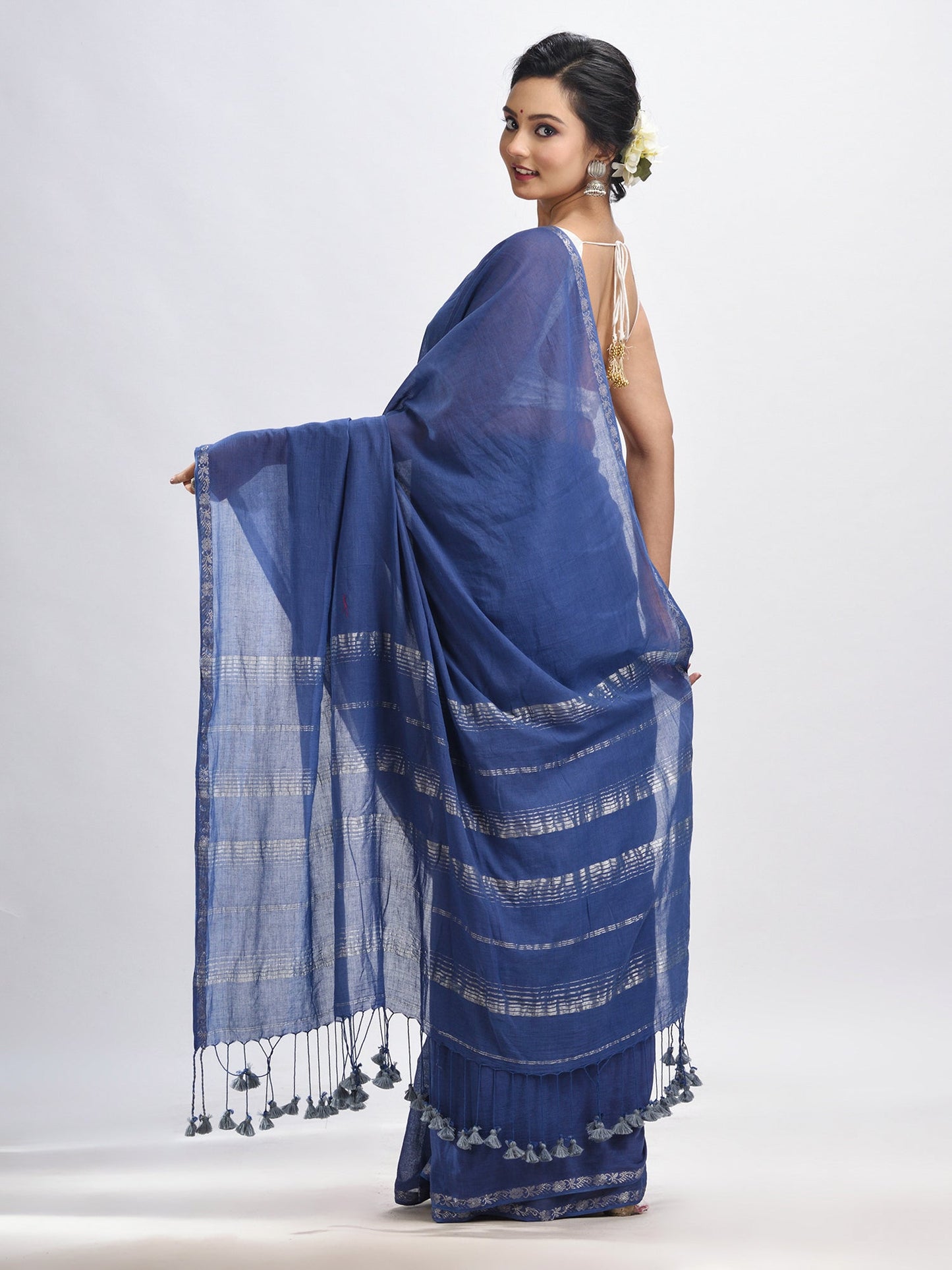 Women's Nevy Blue cotton with Jacquard Zari border and zari Stipe pallu handloom Saree