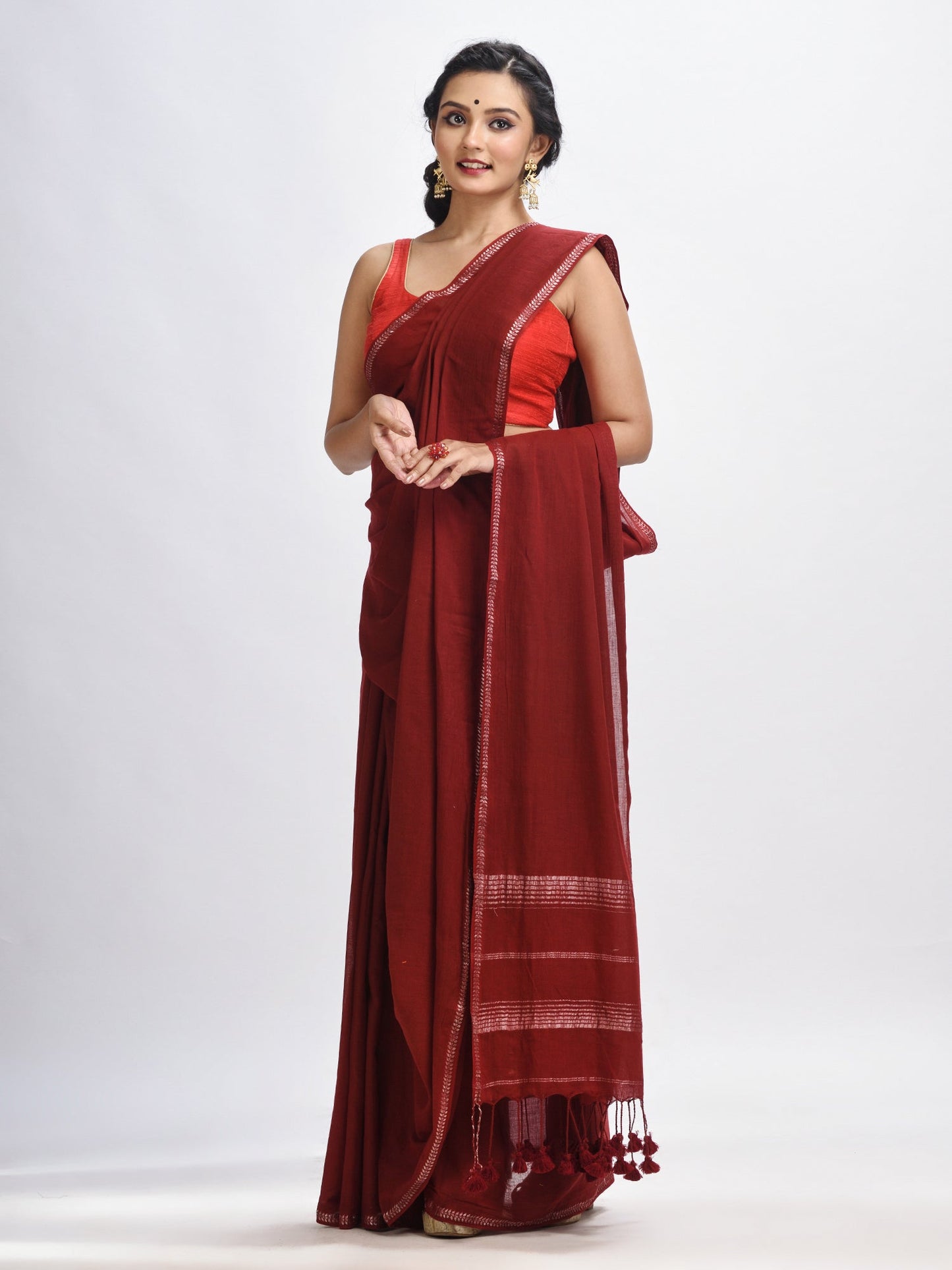Women's Maroon cotton with Jacquard Zari border and zari Stipe pallu handloom Saree