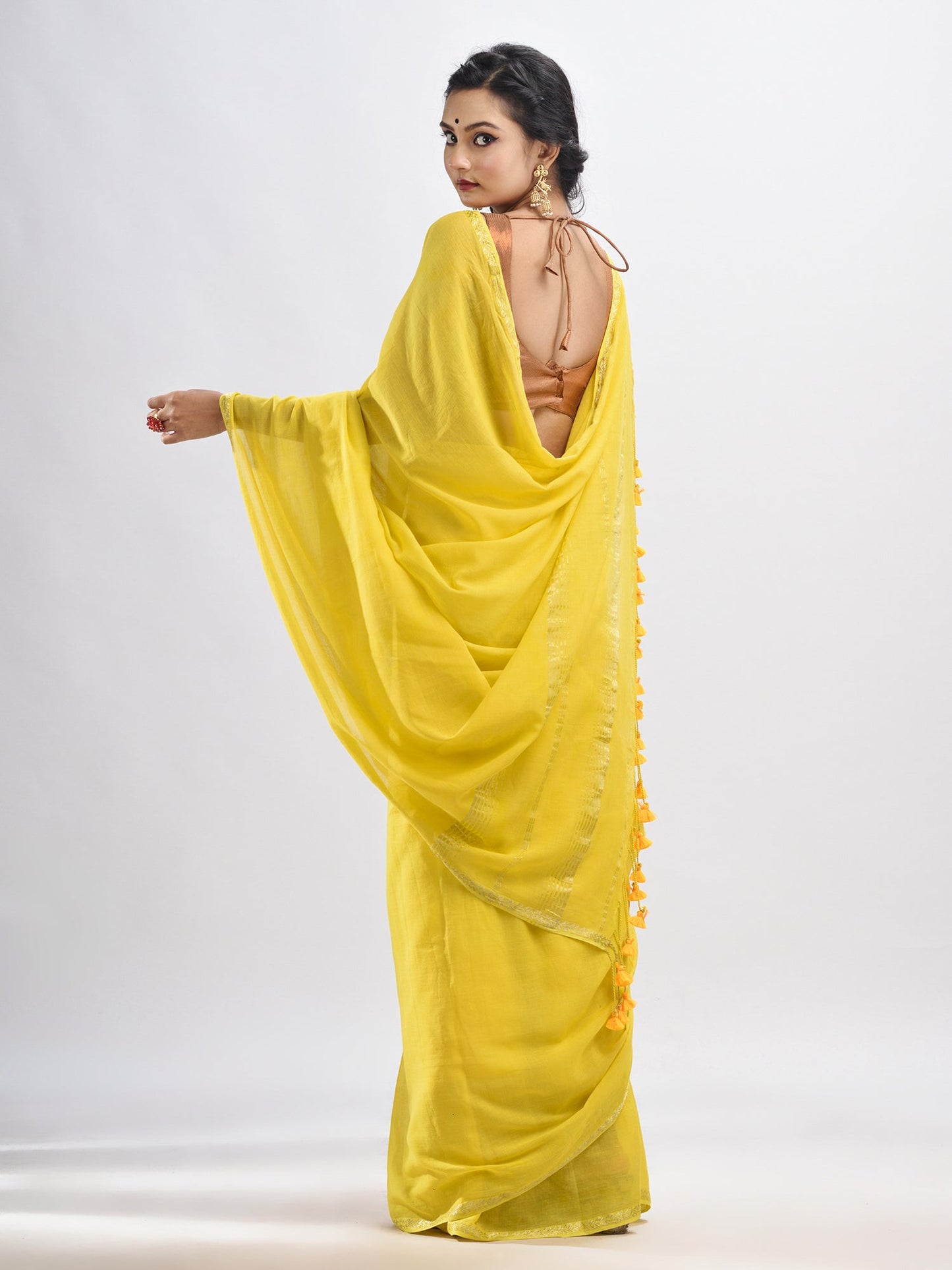 Women's Yellow cotton with Jacquard Zari border and zari Stipe pallu handloom Saree