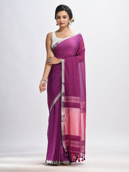 Women's Dark magenta Cotton with zari pallu and zari border handloom Saree
