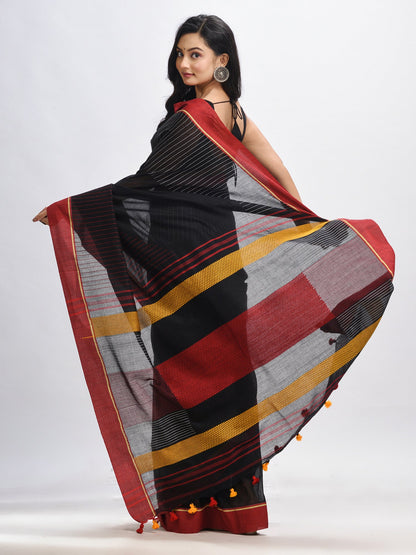 Women's Bkack cotton with red border handwoven jamdani saree
