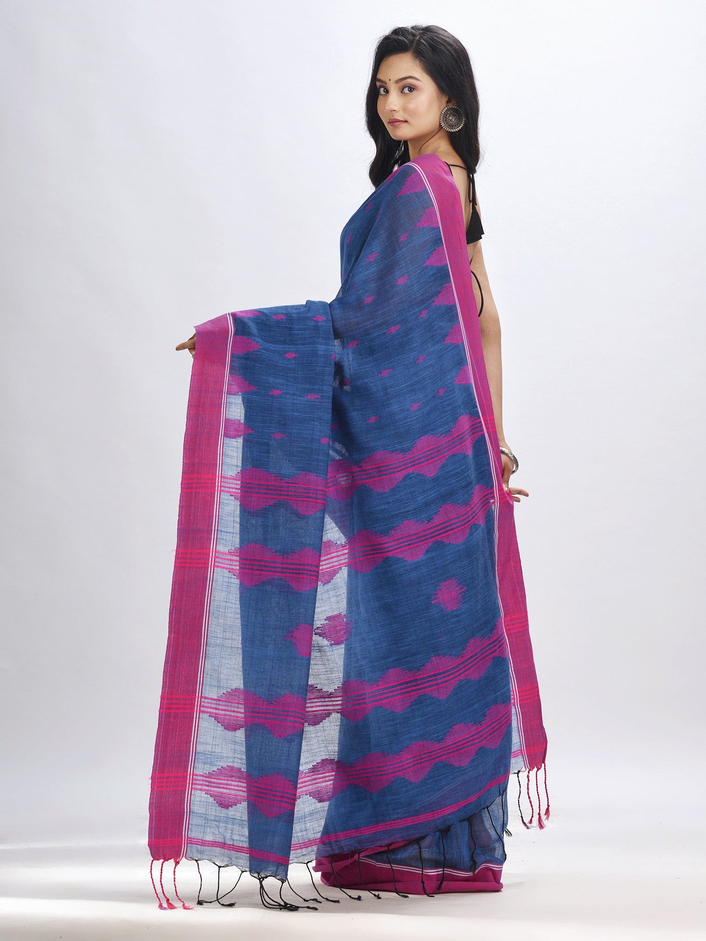 Women's Dusky blue cotton temple broder handwoven jamdani saree