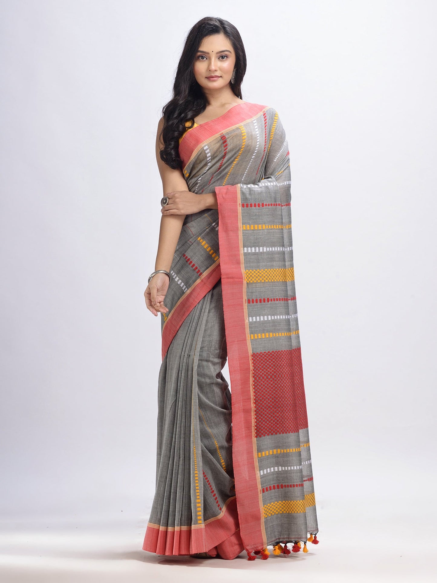 Women's Medium grey cotton handwoven jamdani saree
