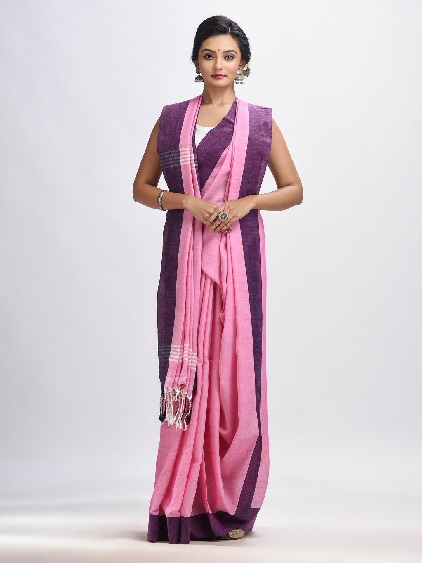 Women's Pink cotton solid body handloom saree