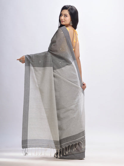 Women's Grey cotton handloom with pallu stipe jamdani saree