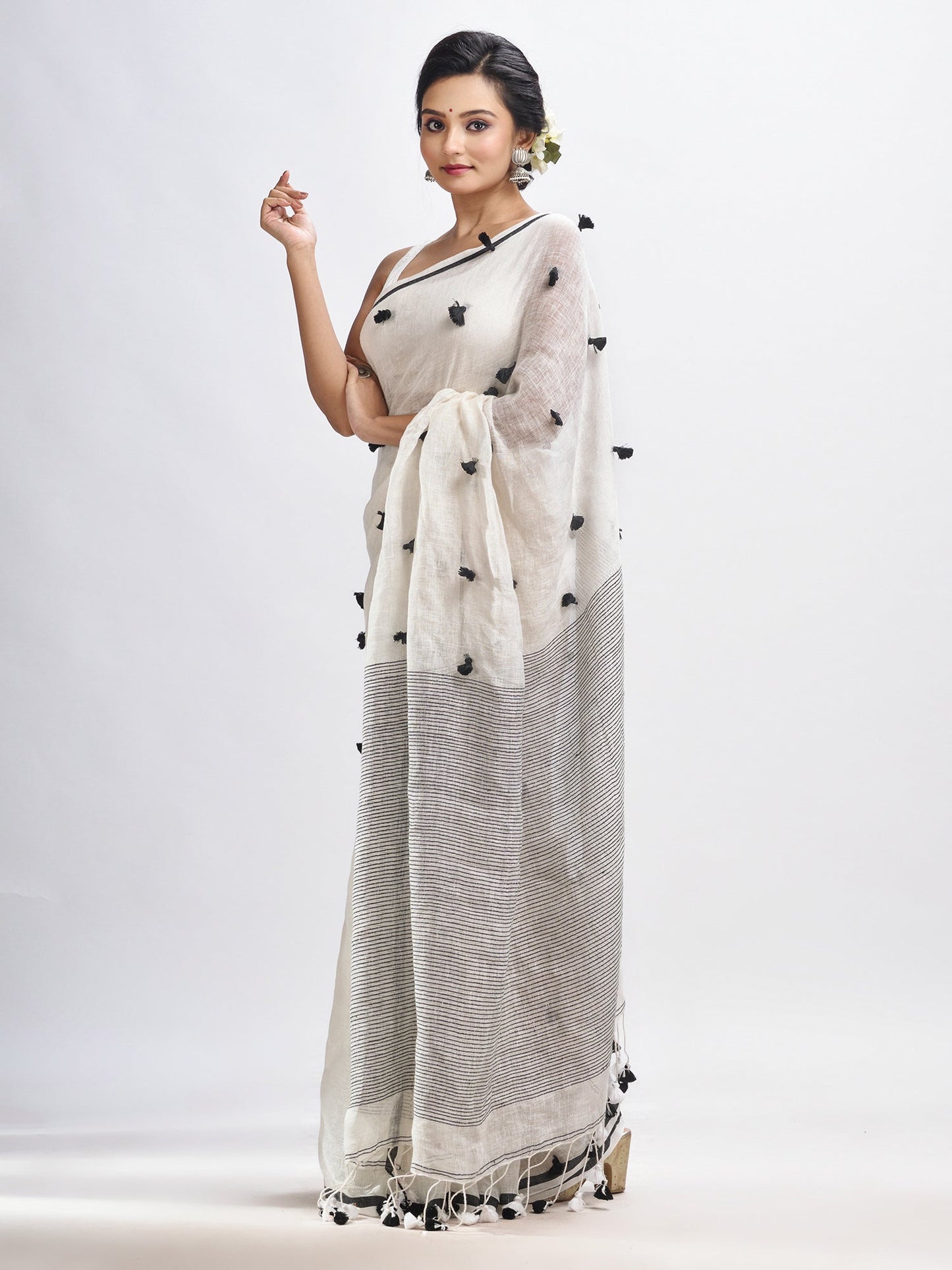 Women's White linen all body pom pom with pallu stipe handwoven saree