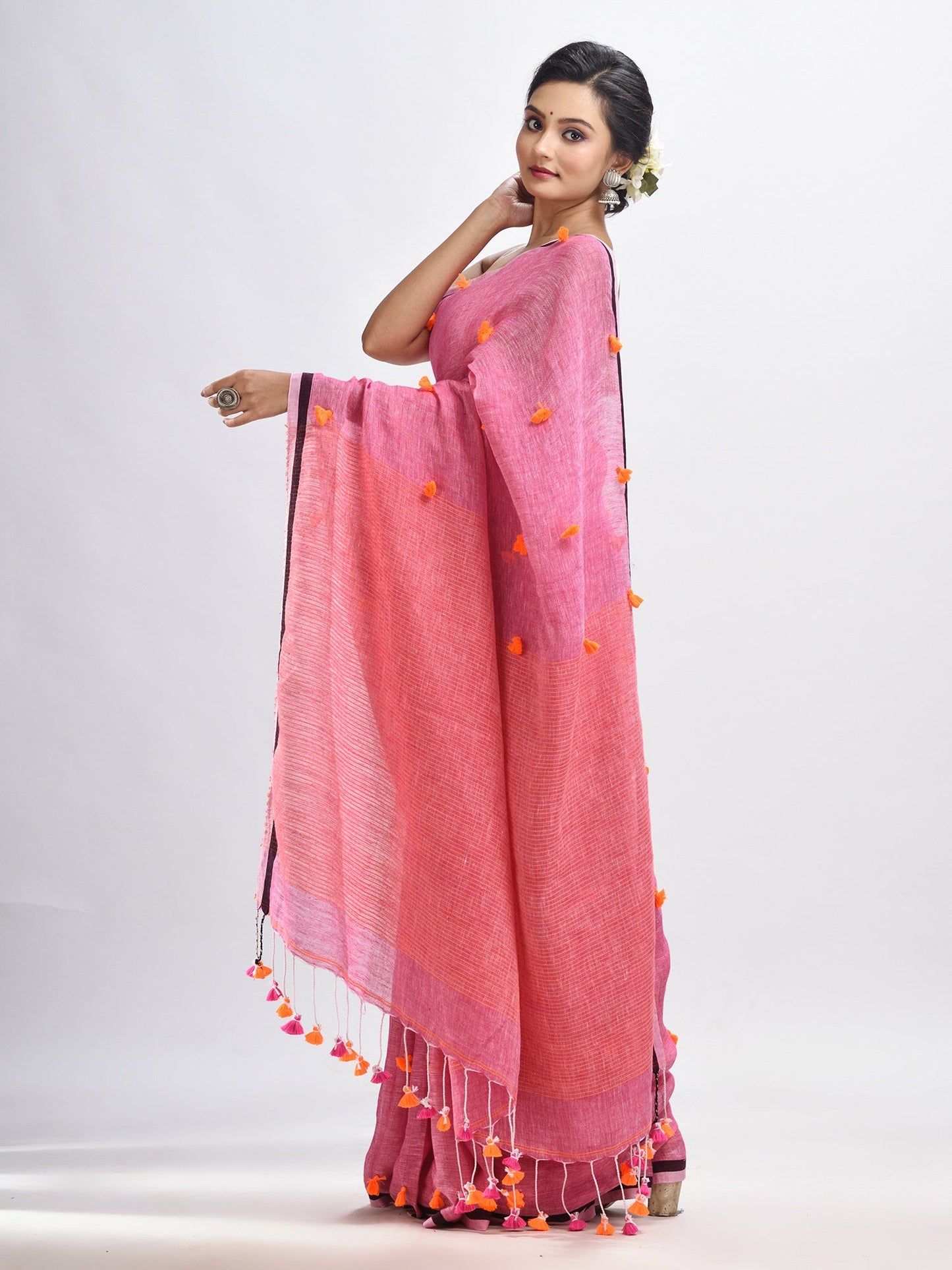 Women's Livid pink linen all body pom pom with pallu stipe handwoven saree