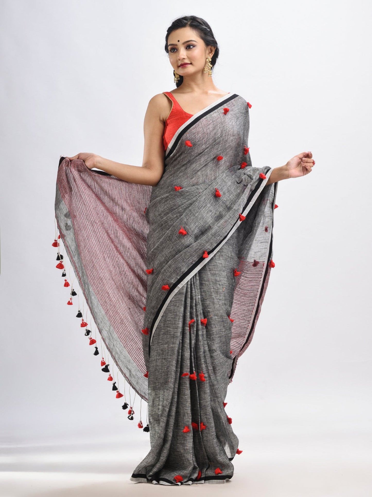 Women's Grey linen all body pom pom with pallu stipe handwoven saree