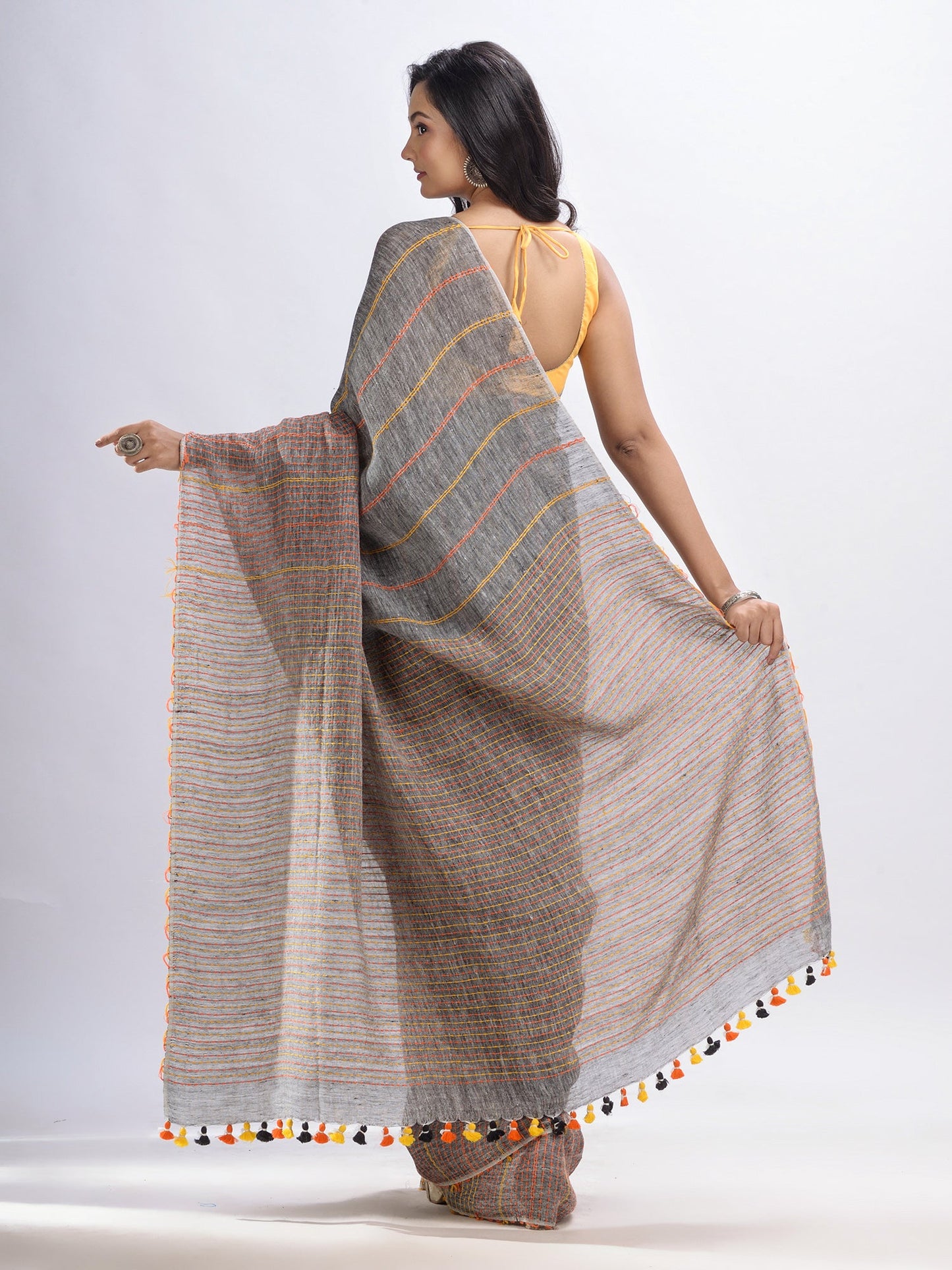 Women's Grey kantha stitch Handwoven Linen Saree