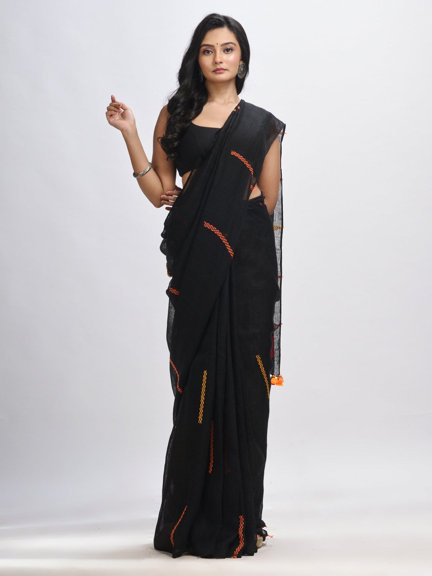 Women's Black kantha stitch handwoven linen saree