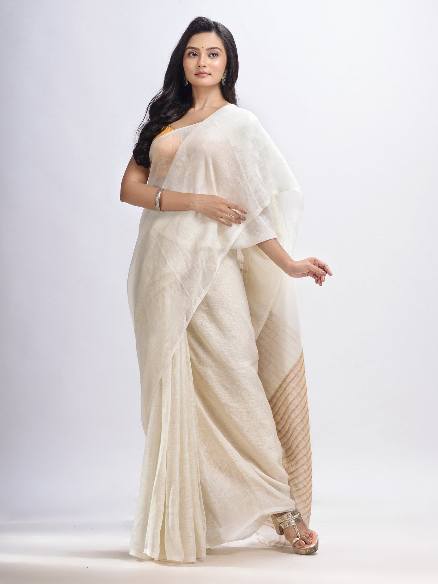Women's White linen with pallu stipe handloom saree