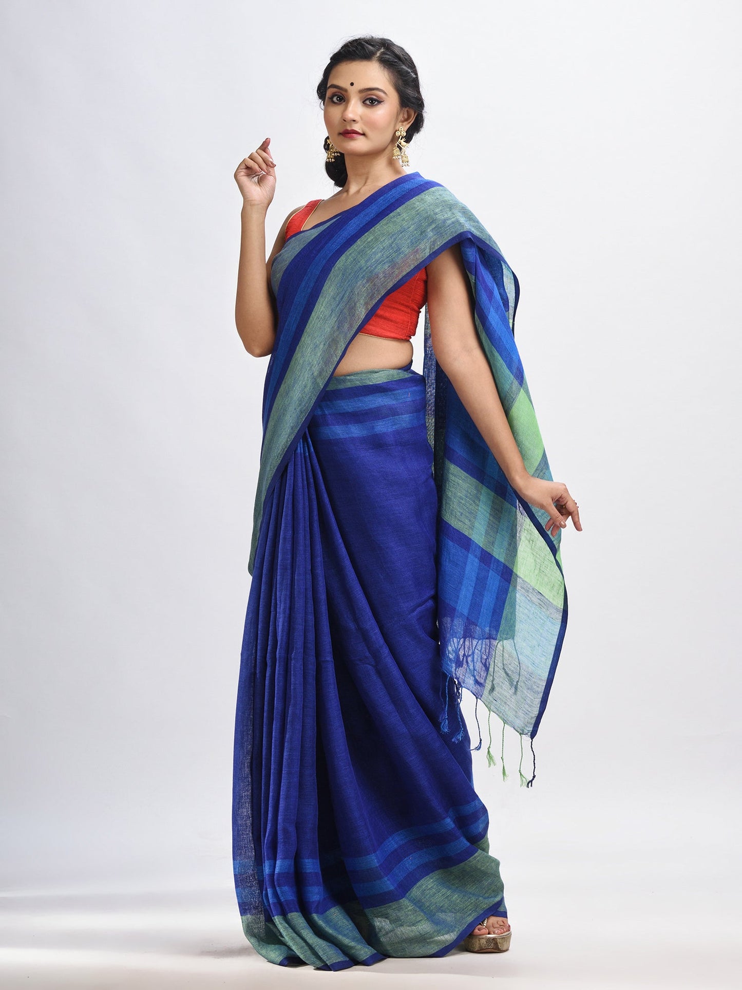 Women's Royal blue linen with pallu stipe handloom saree