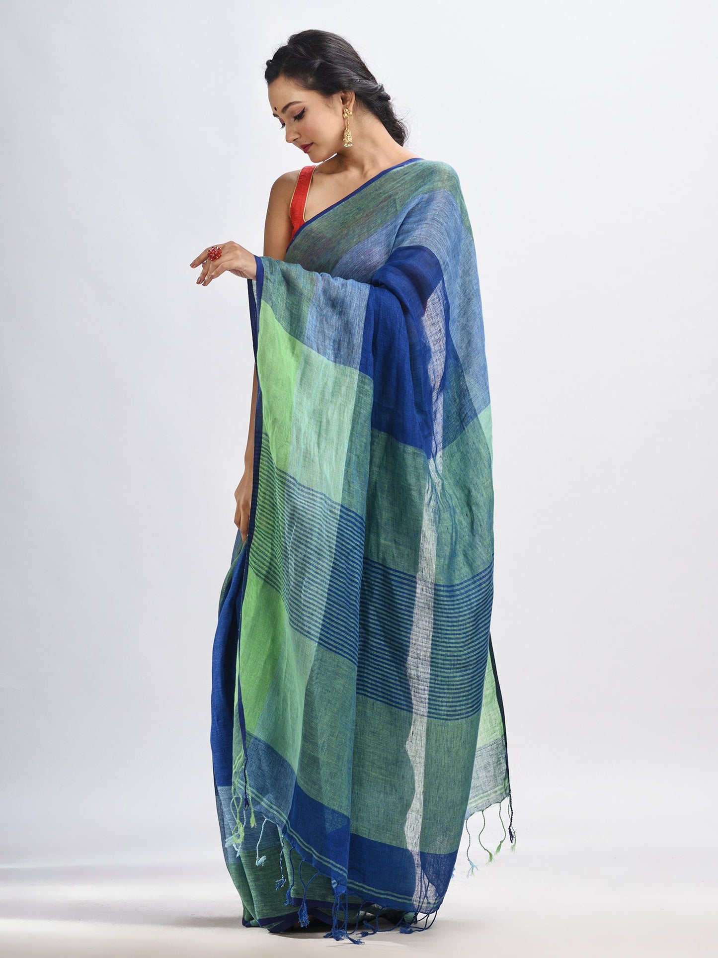 Women's Midnight blue linen with pallu stipe handloom saree