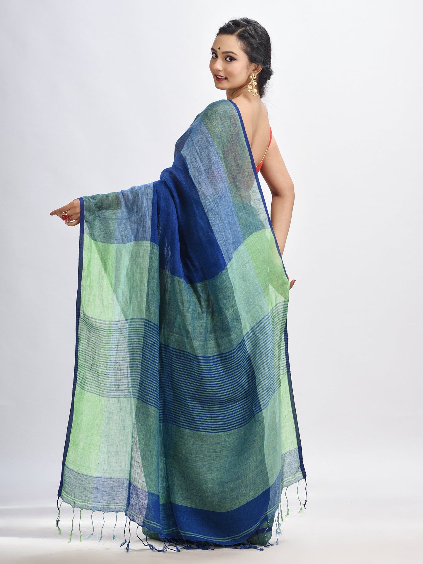 Women's Midnight blue linen with pallu stipe handloom saree