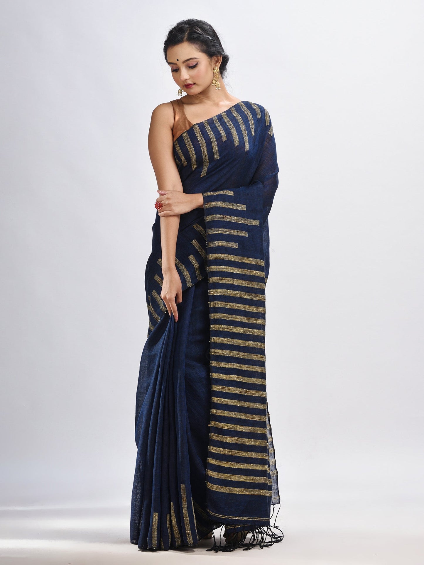 Women's Nevy blue linen harmonium design handloom saree