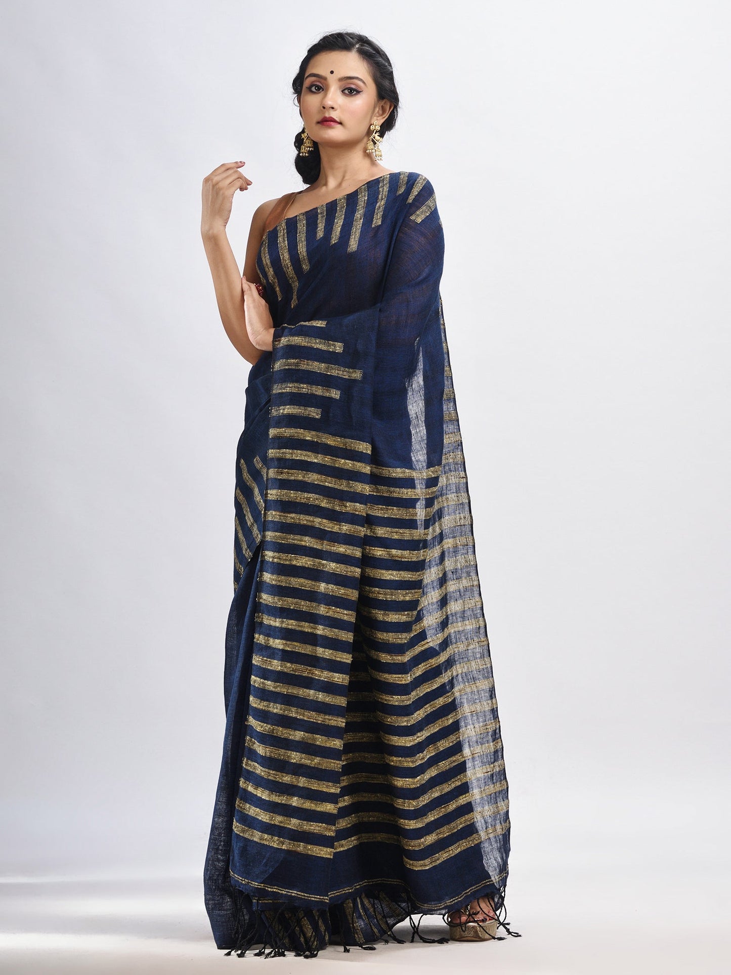 Women's Nevy blue linen harmonium design handloom saree