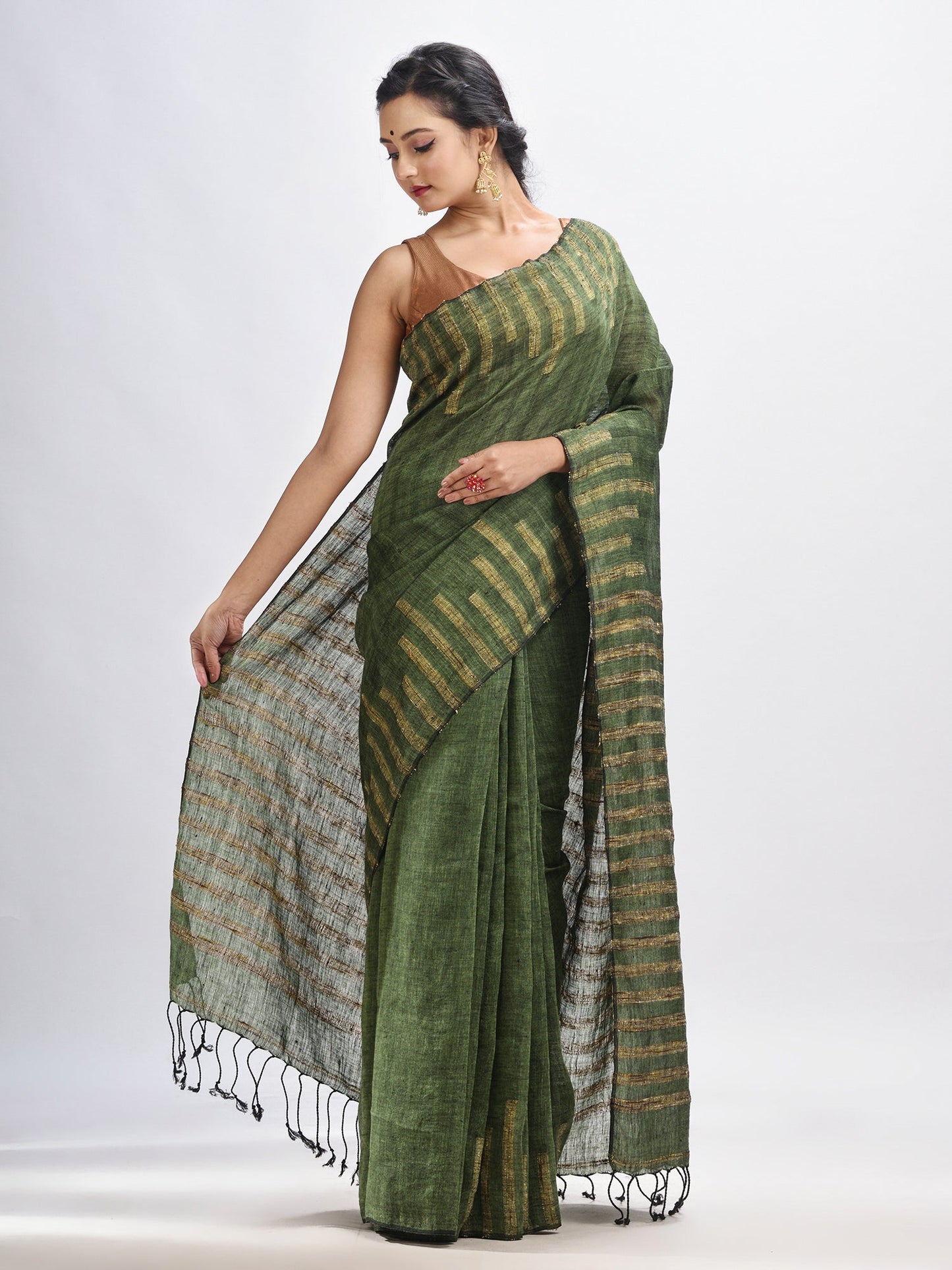 Women's Gorillaz green linen harmonium design handloom saree