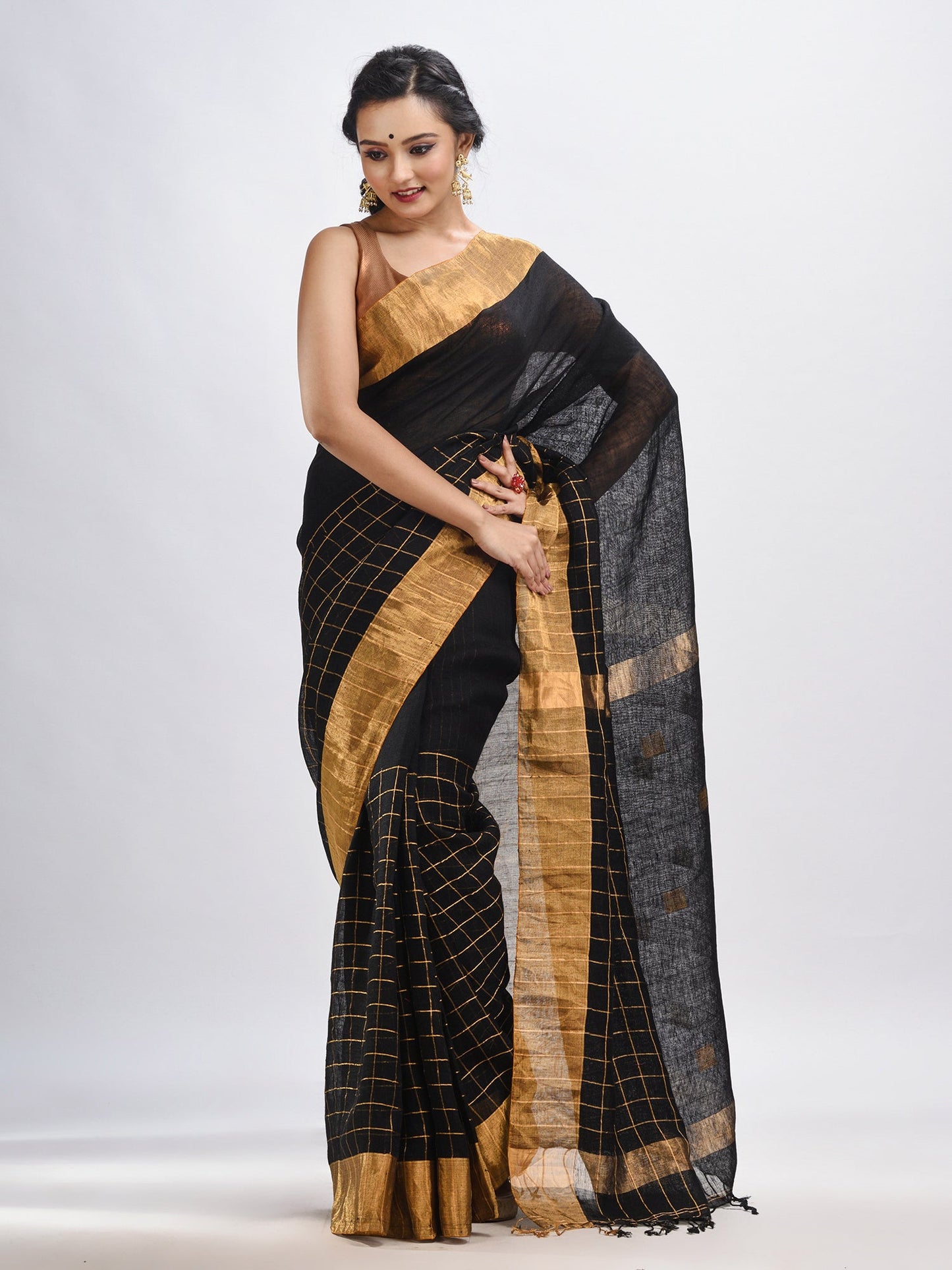 Women's Black linen half check and huff solid body jamdani saree