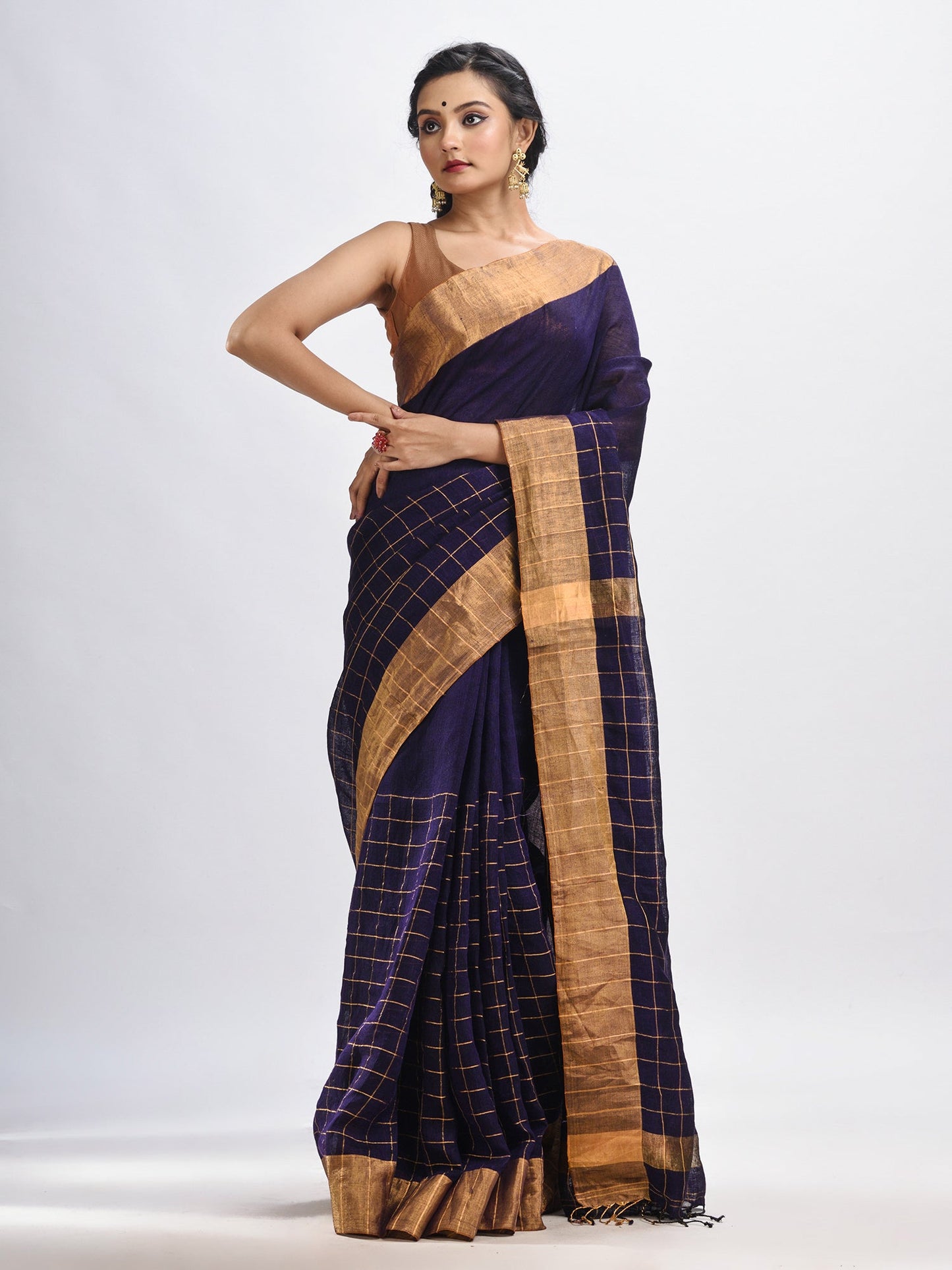 Women's Violet linen half check and huff solid body jamdani saree