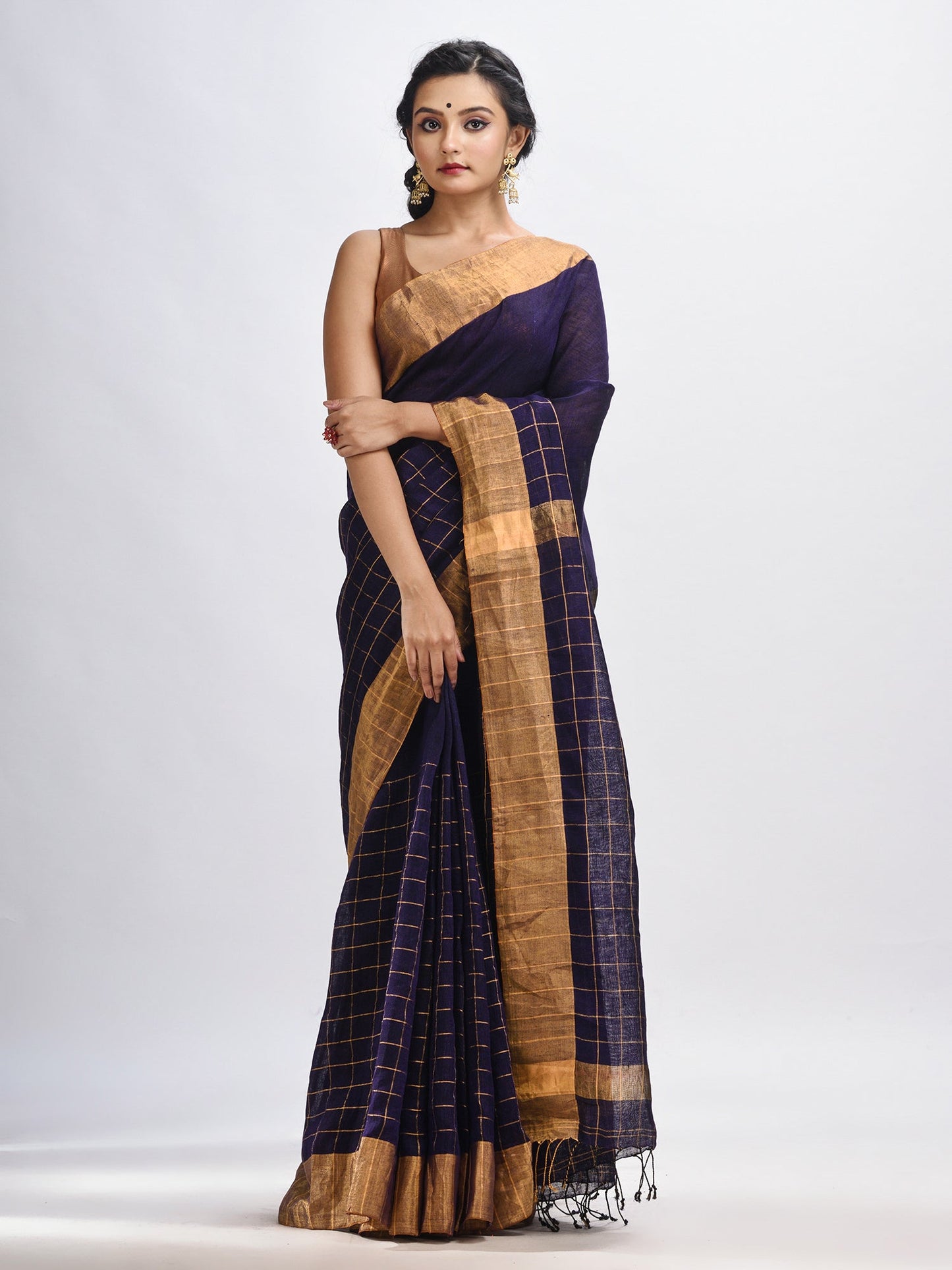 Women's Violet linen half check and huff solid body jamdani saree