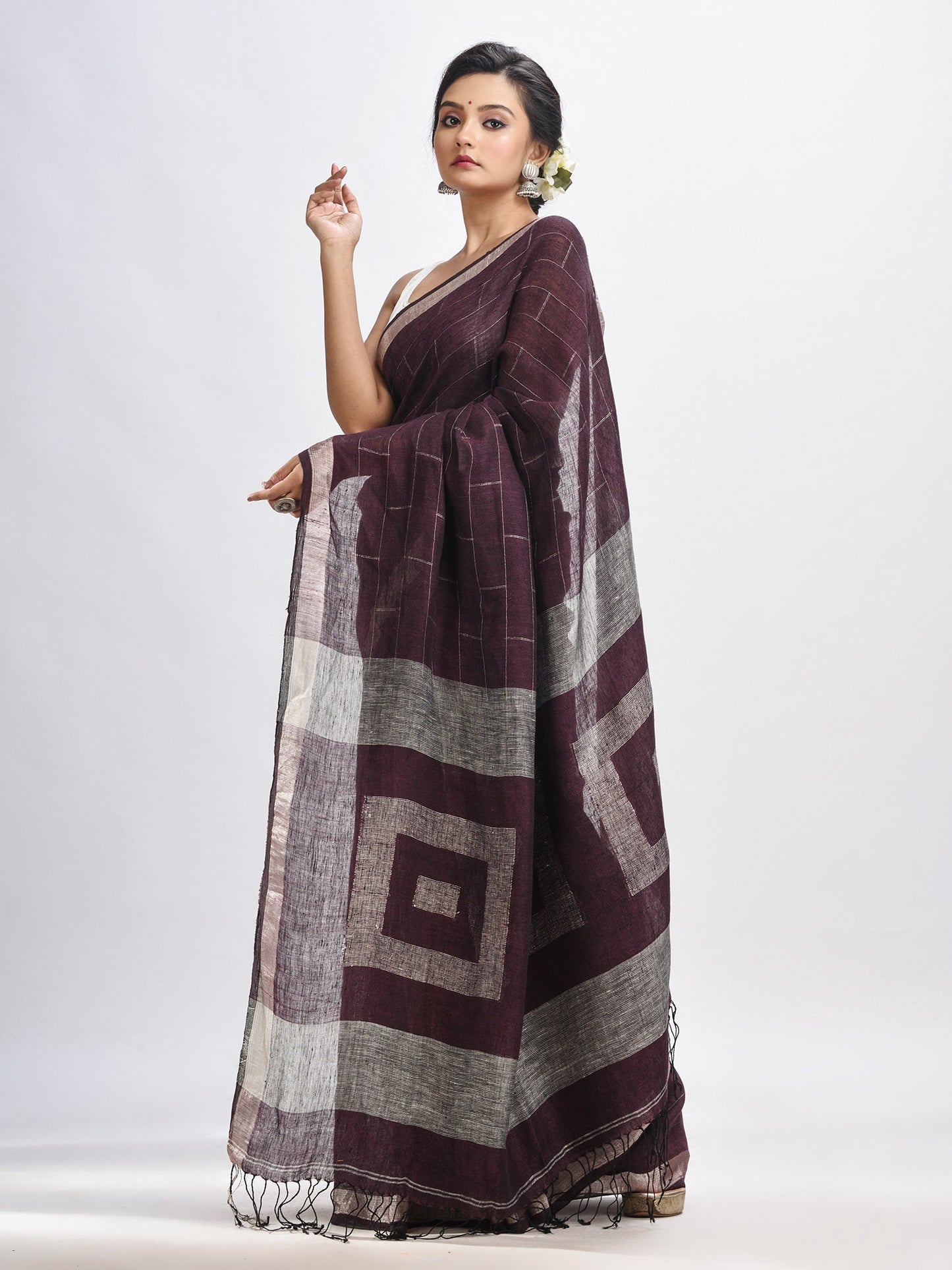 Women's Chocolate brown Traditional Linen Jamdani Saree