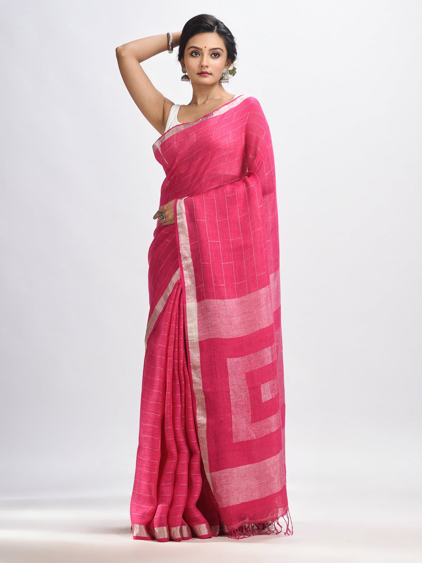 Women's Light pink Traditional Linen Jamdani Saree