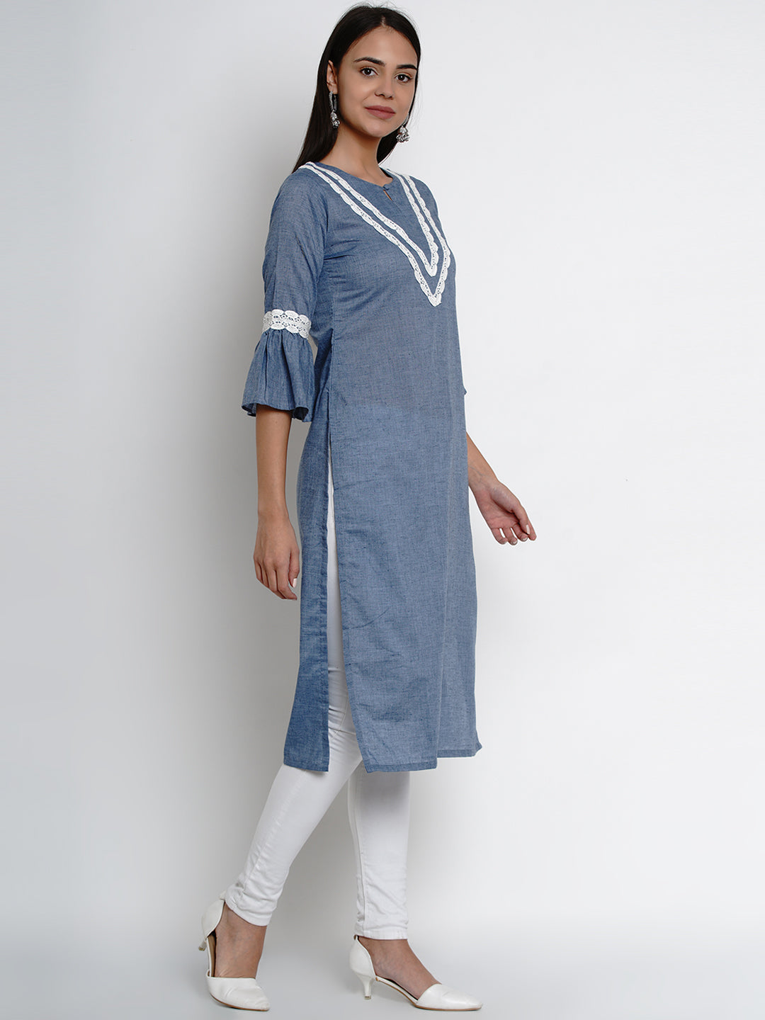 Women's Â Blue Solid Lace Detailing Straight Kurta