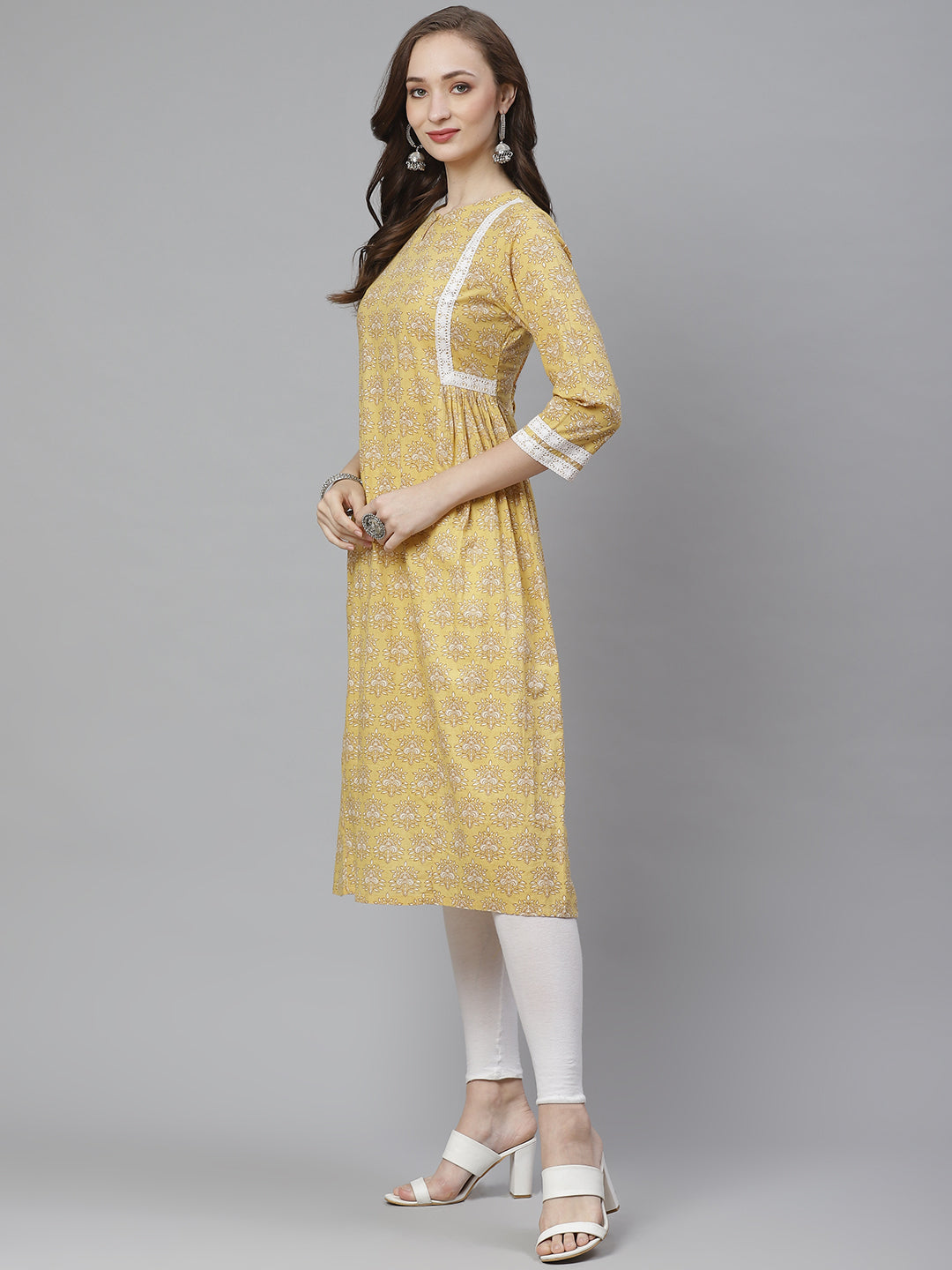 Women's Yellow & Beige Ethnic Print A-Line Kurta
