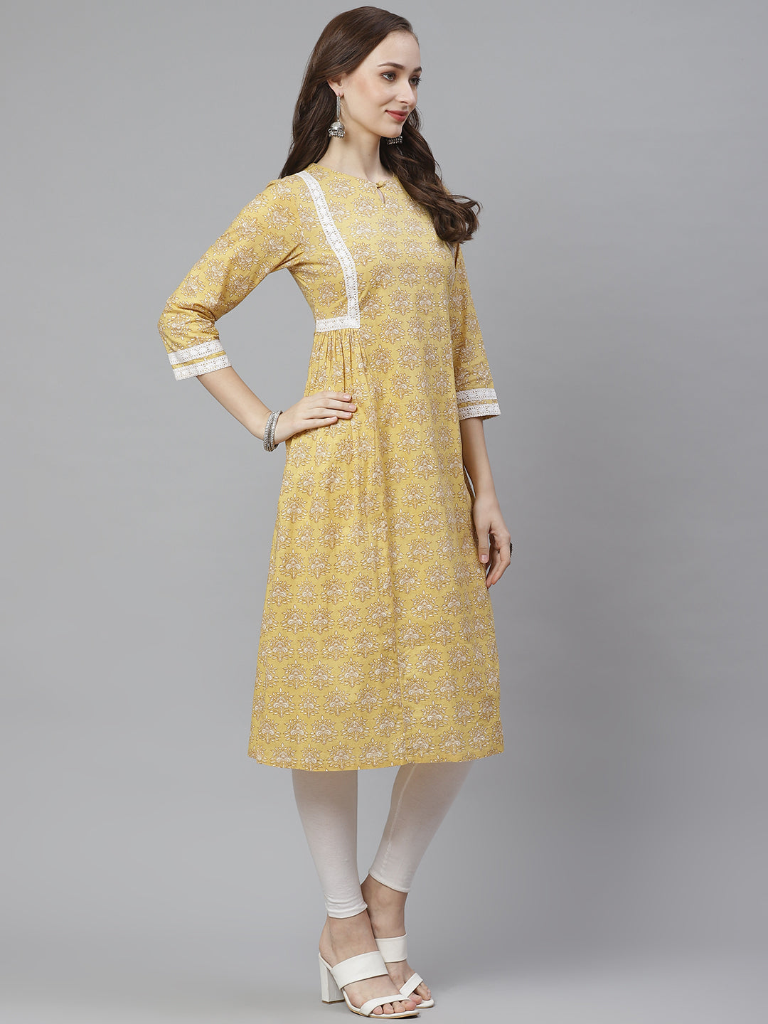 Women's Yellow & Beige Ethnic Print A-Line Kurta