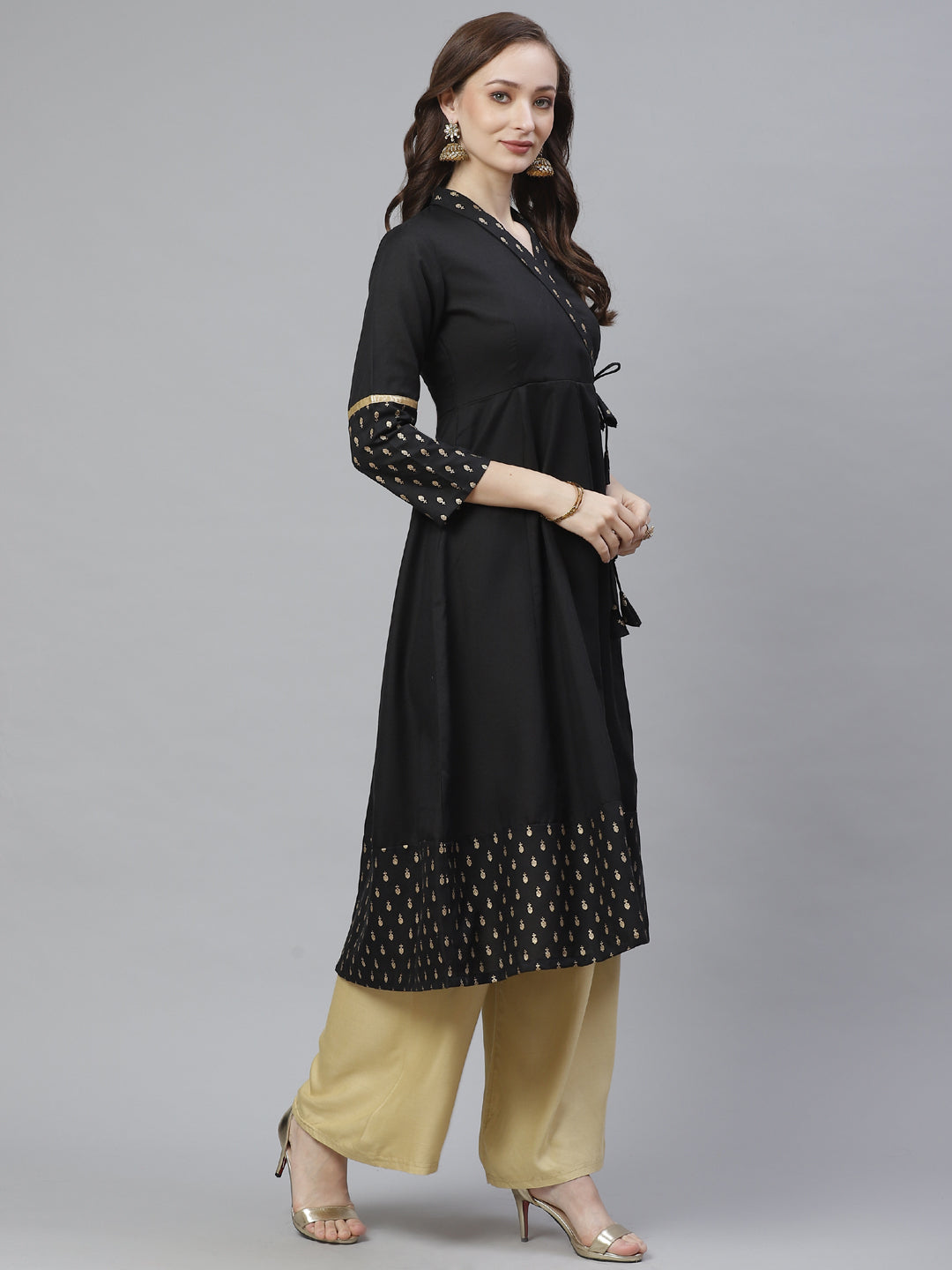 Women's Black & Gold-Toned Ethnic Printed Anarkali Kurta