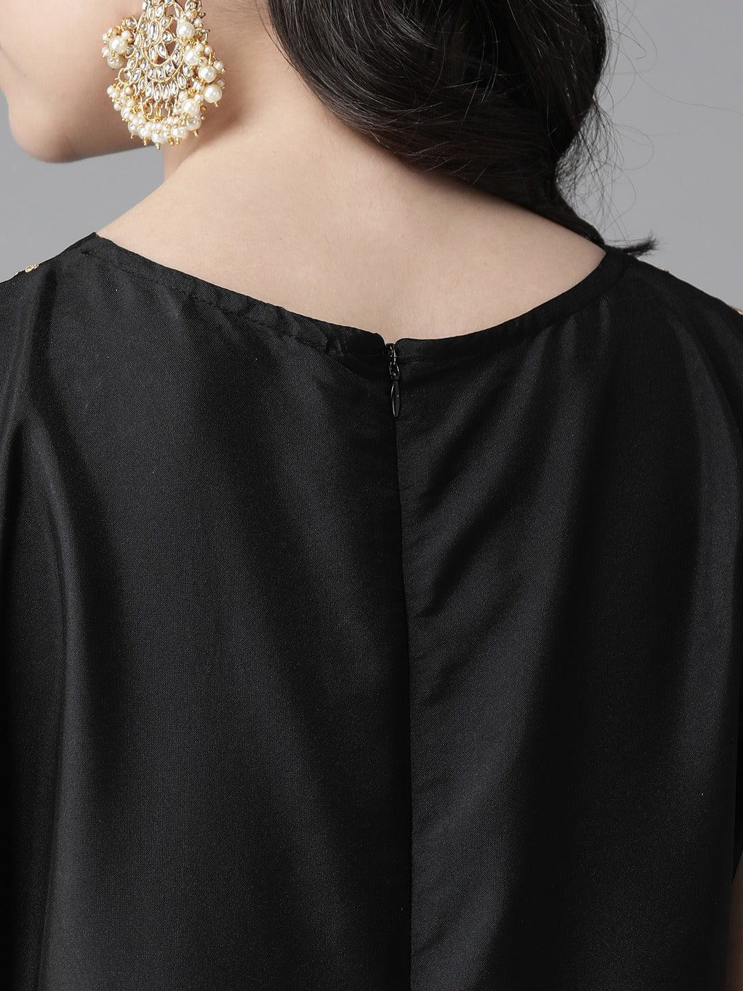 Women's Black Ethnic Motifs Yoke Design Thread Work Kurta