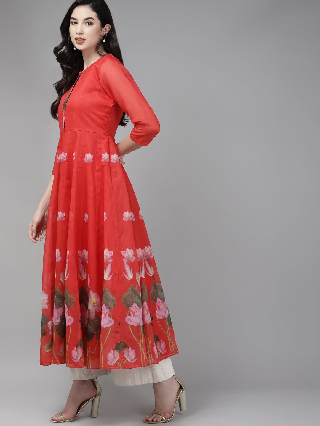 Women's Red & Green Floral Printed Chanderi Silk Anarkali Kurta With Dupatta