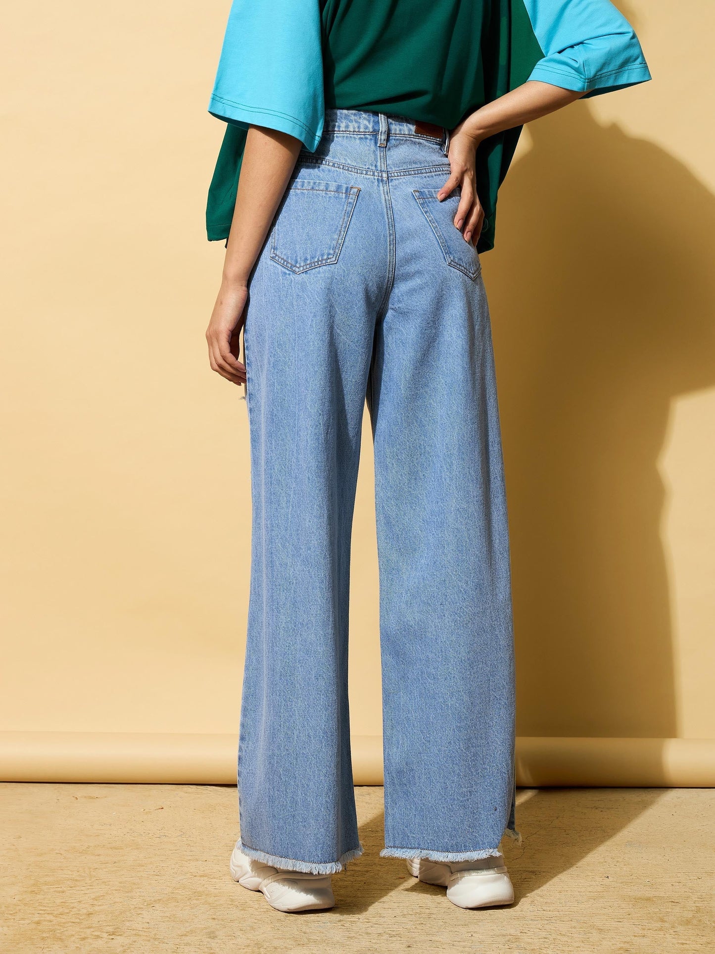 Women's Light Blue Heavy Distressed Straight Frayed Jeans