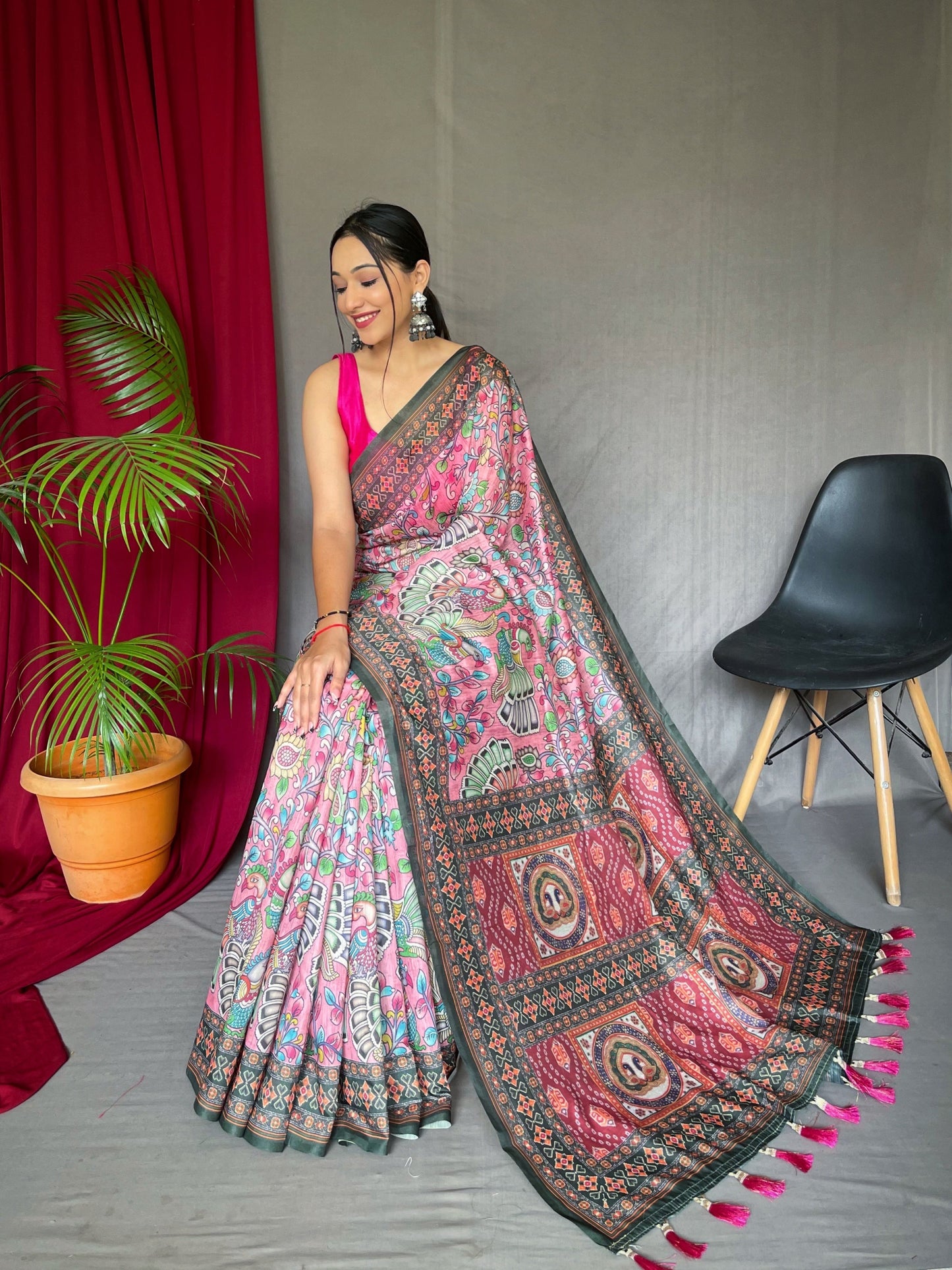 Women's  Pink Color Cotton Bandhani Kalamkari Printed Saree Pink