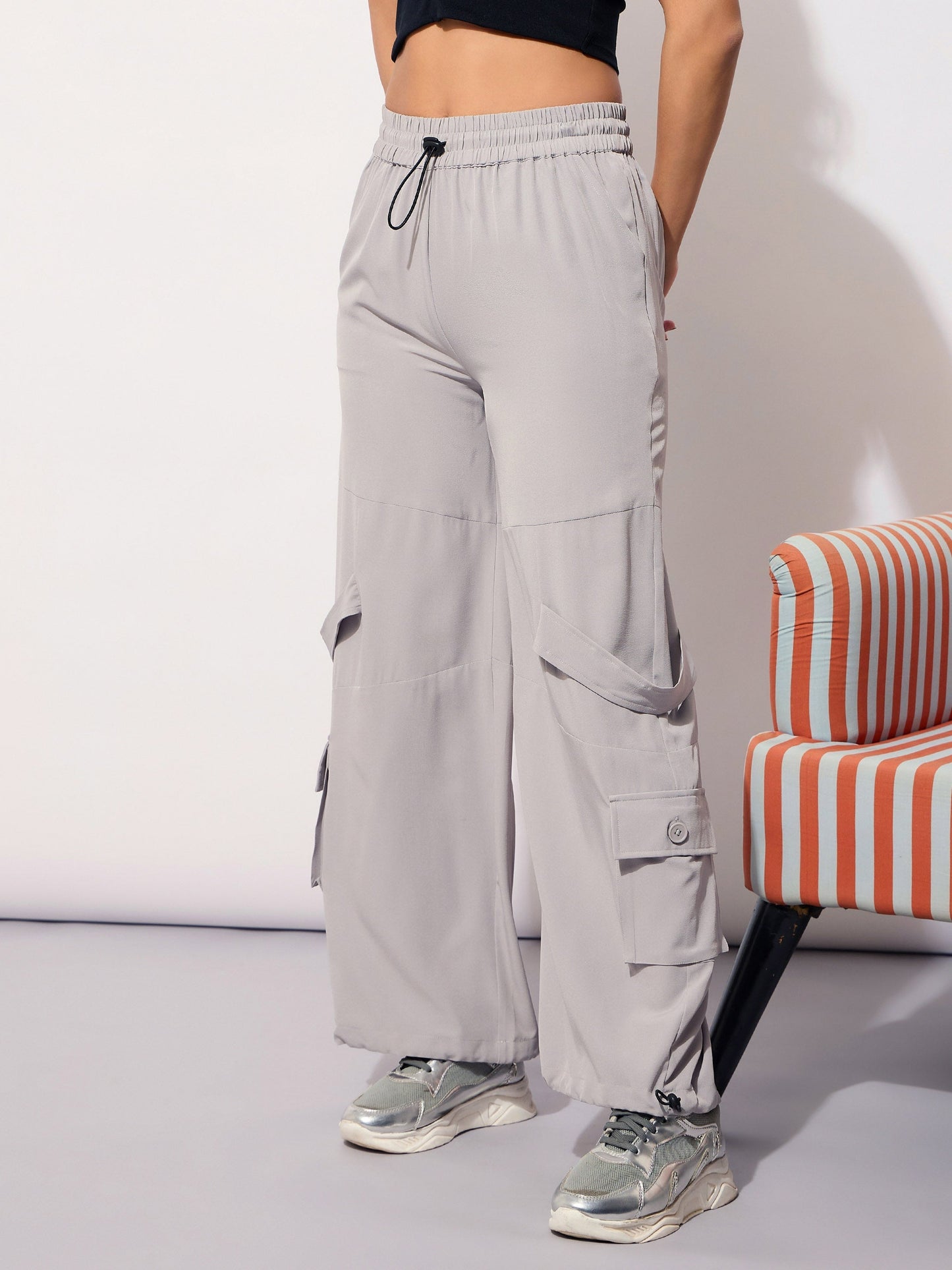 Women's Grey Parachute Hem Pockets Cargos