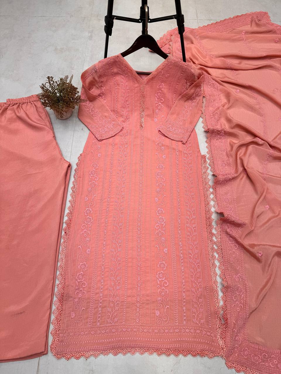 Color_Peach