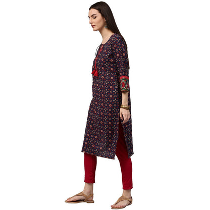 Women's Blue Printed 3/4Th Sleeve Cotton Kurta With Dori Work At Yoke