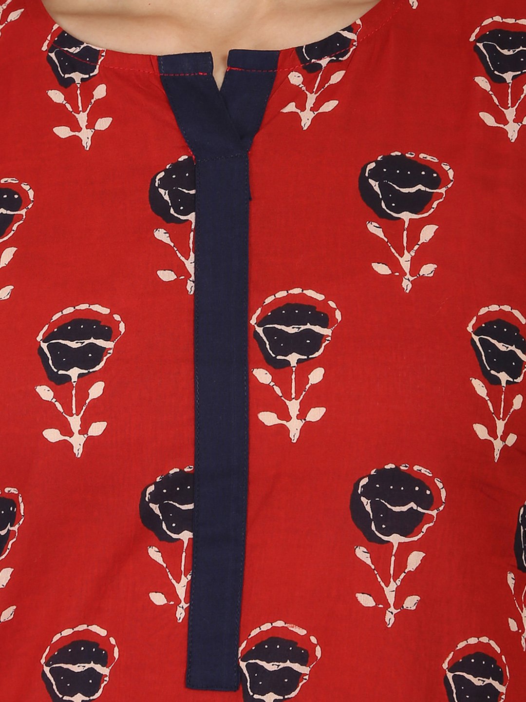 Women's Red Printed 3/4Th Flared Sleeve Cotton Kurta