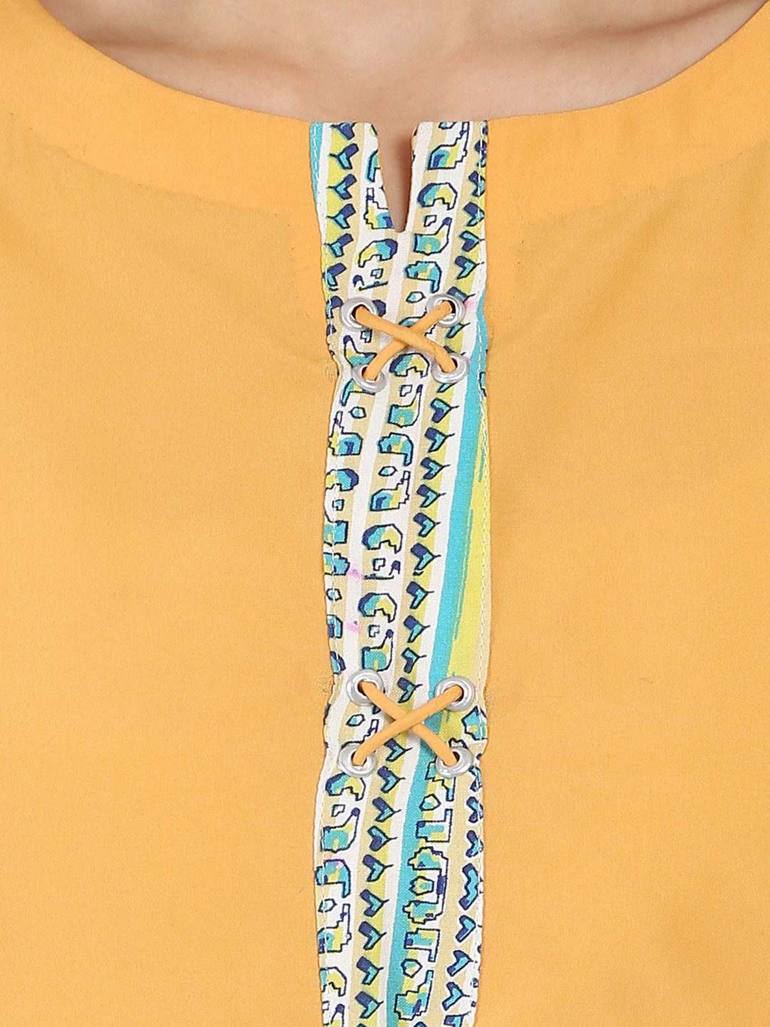 Women's Yellow 3/4Th Sleeve Crepe Kurta With Dori Work At Yoke