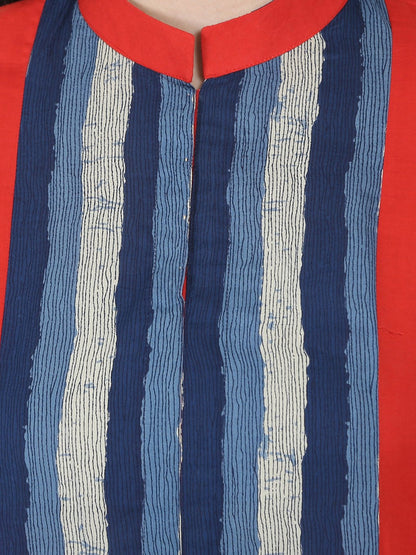 Women's Blue & Red Printed 3/4Th Sleeve Long Cotton Kurta